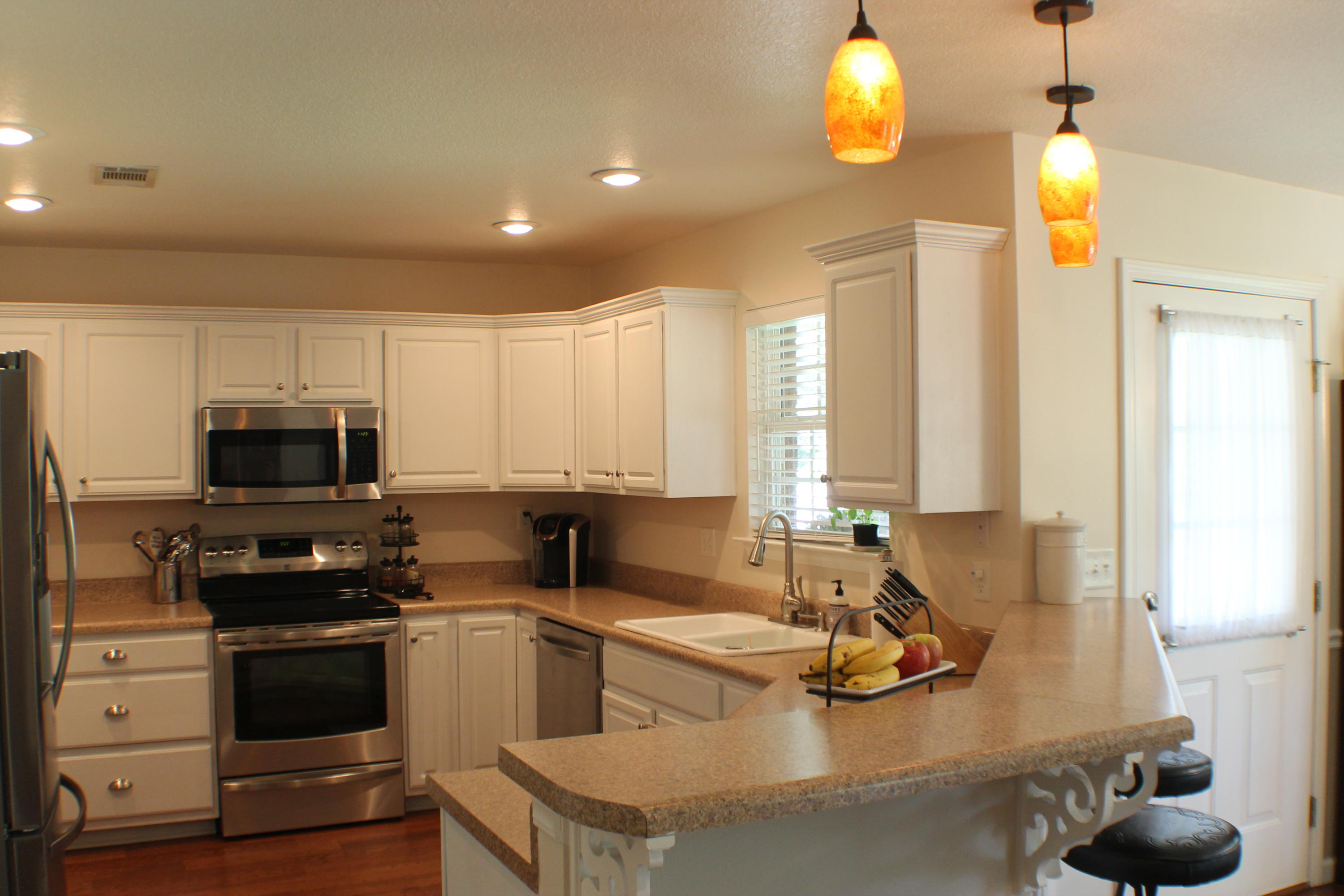 ROLLING HILLS ESTATES - Residential