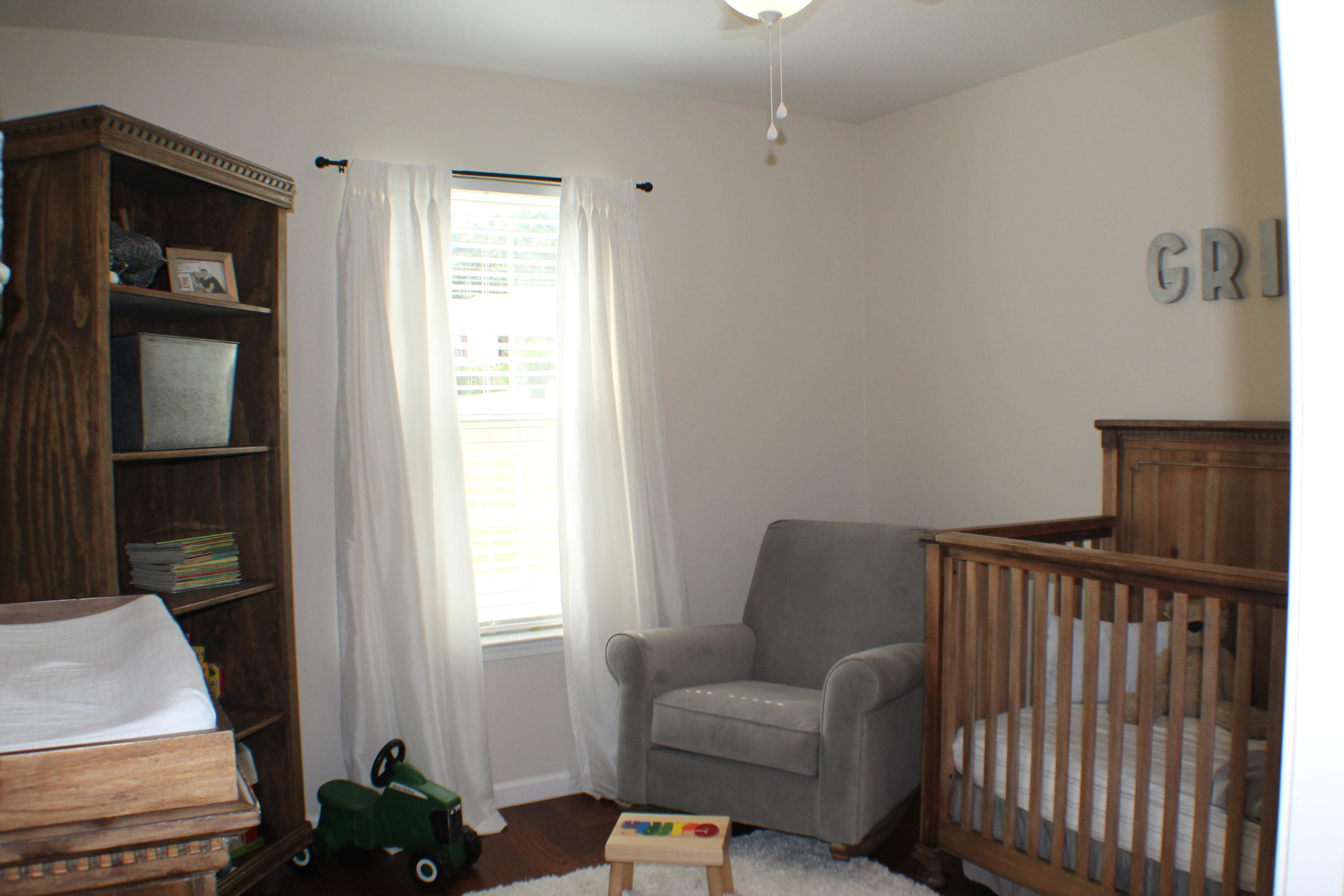 ROLLING HILLS ESTATES - Residential