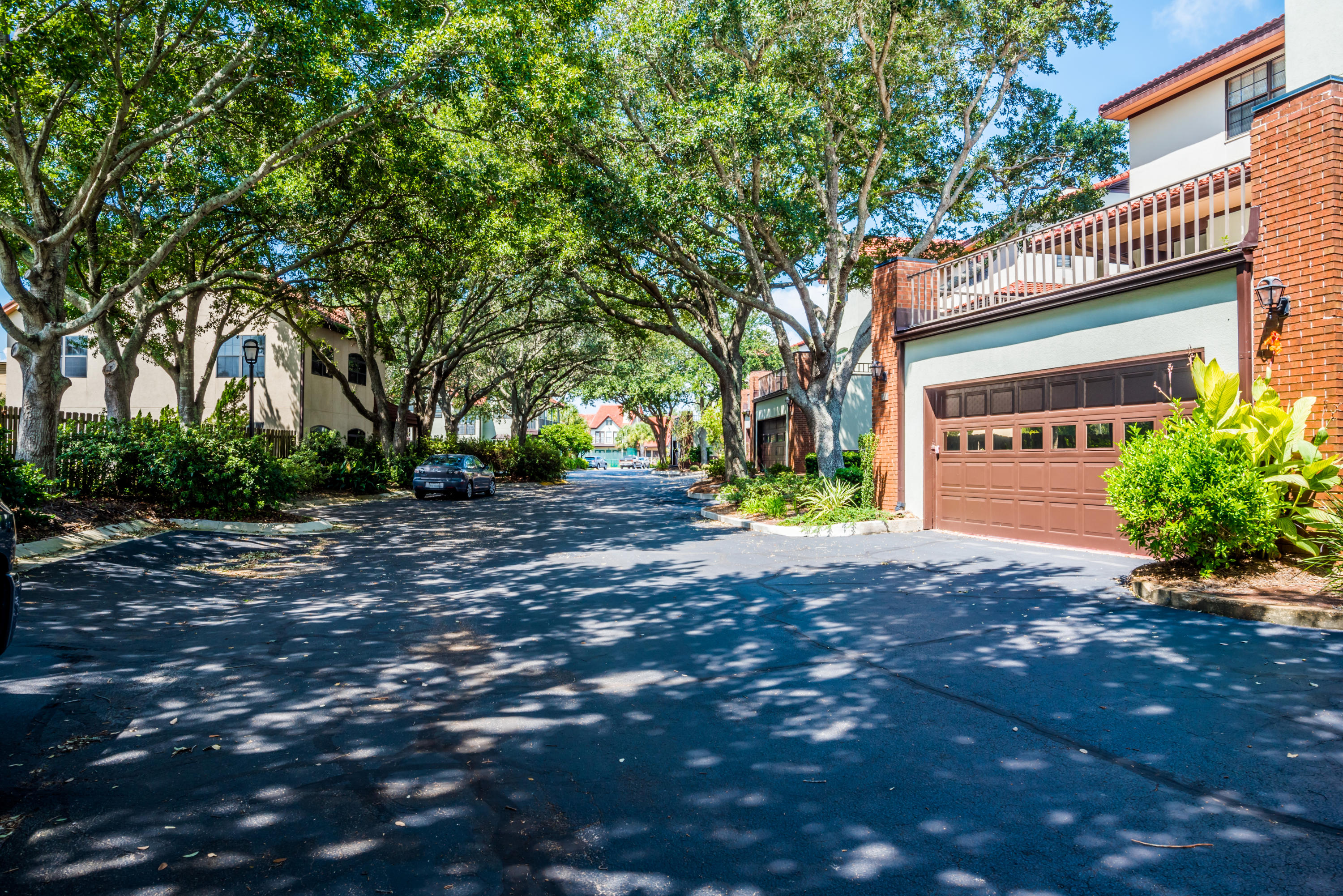 BAYBRIDGE CONDO - Residential