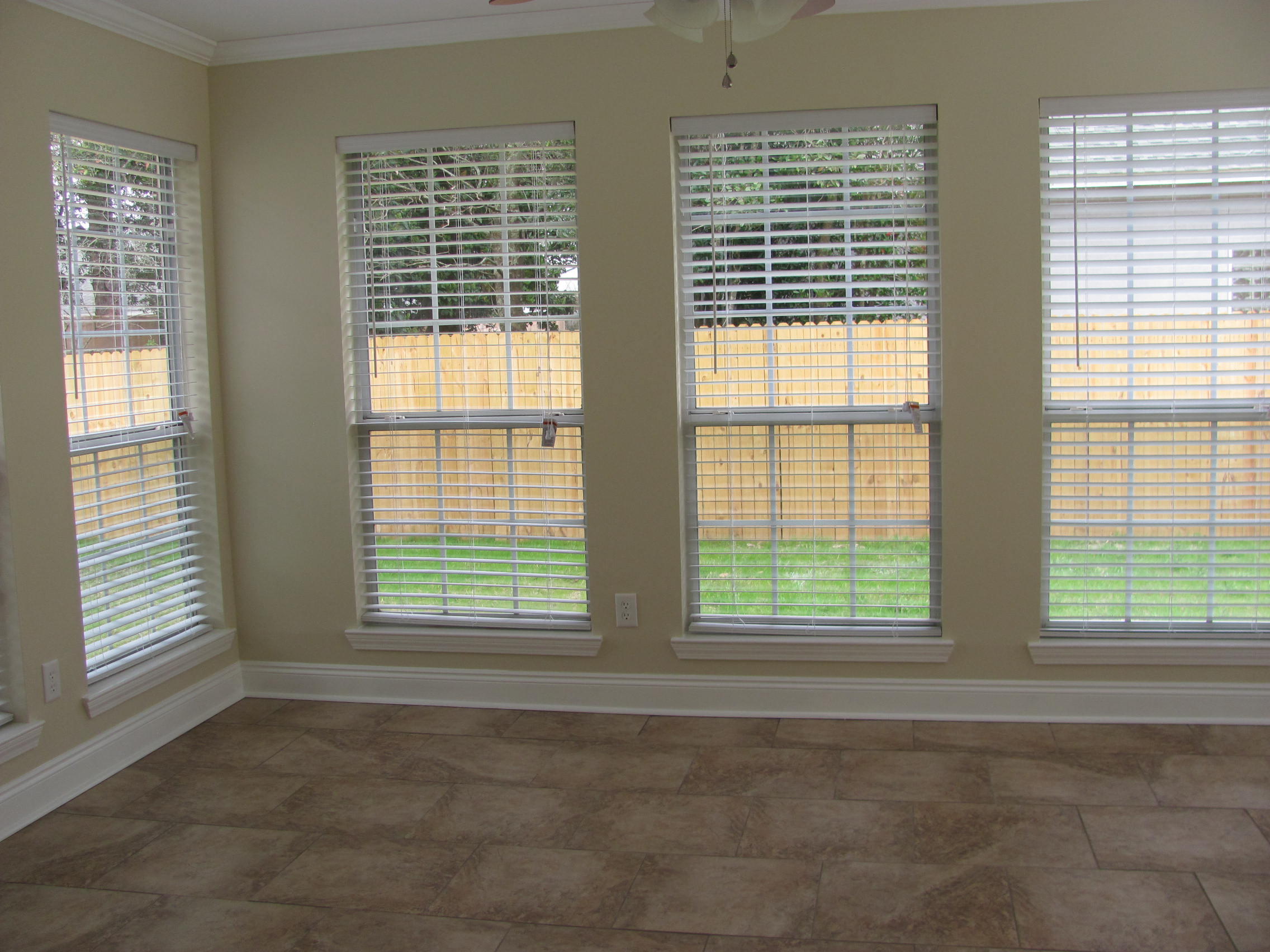 SHADY LANE - Residential