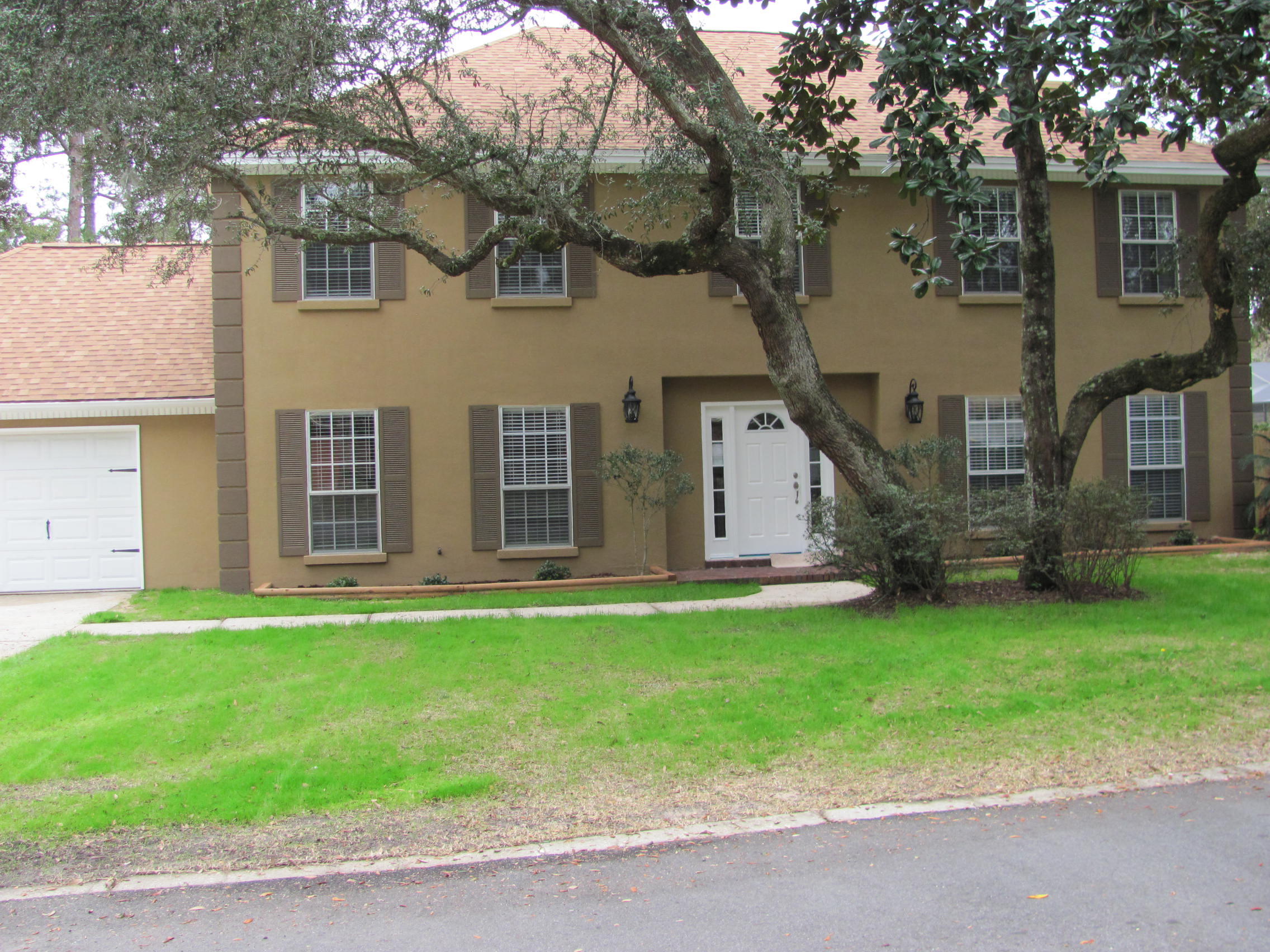 SHADY LANE - Residential