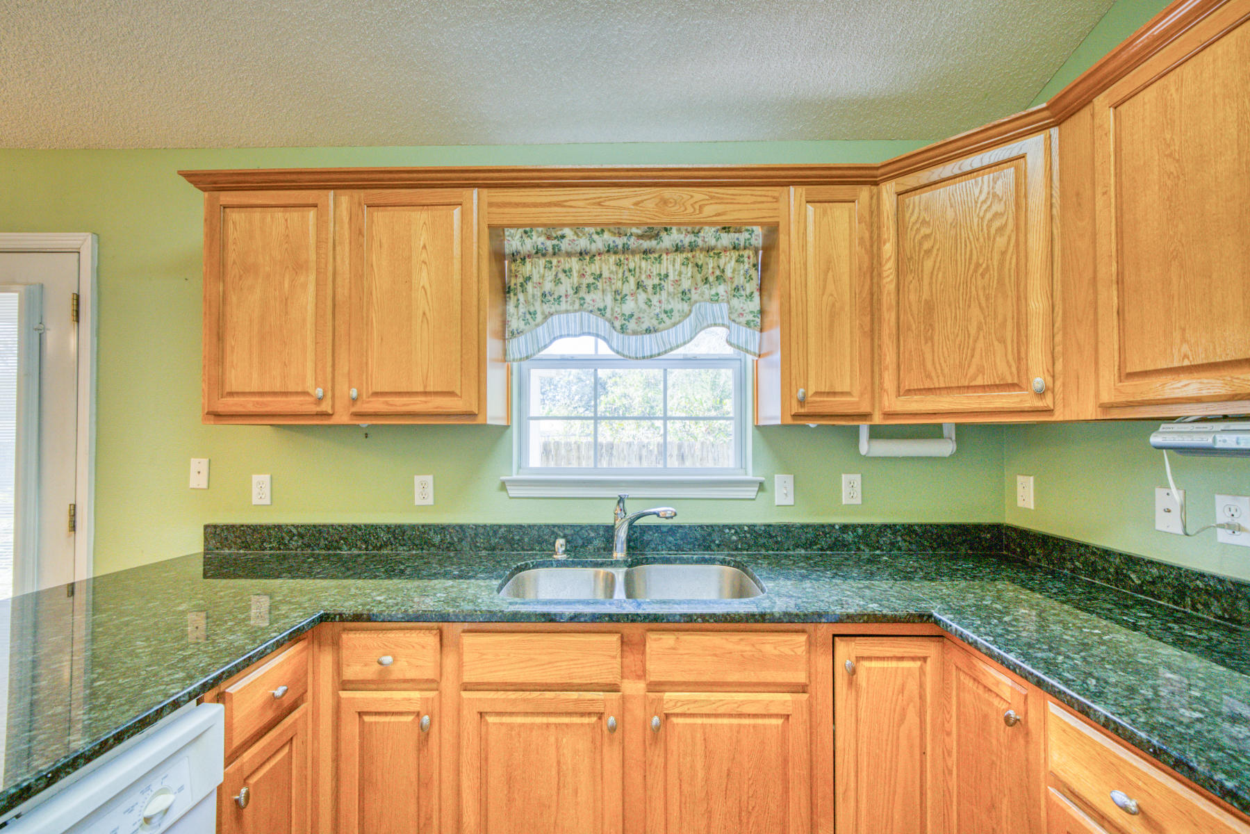 Tiffany Place - Residential