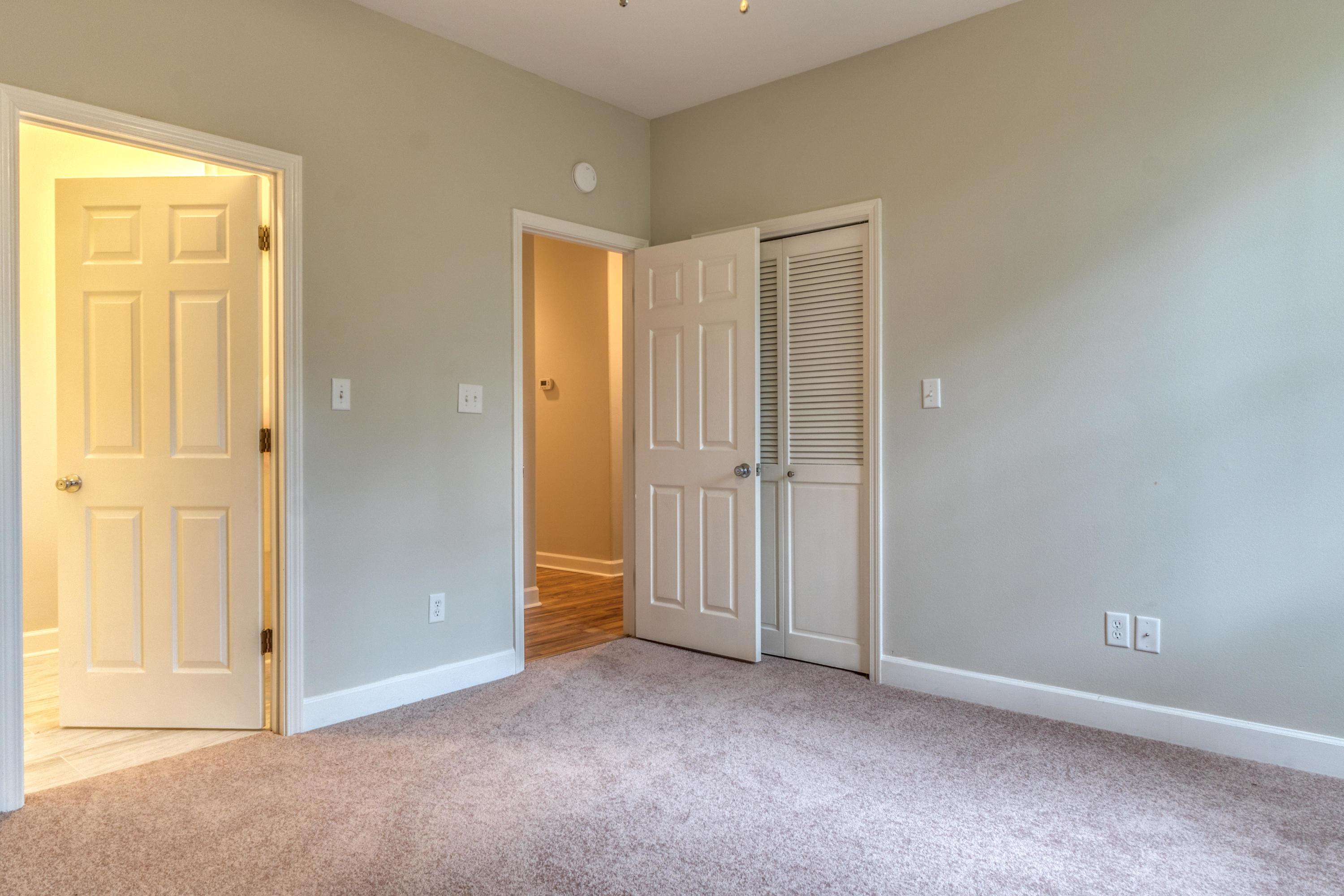 SHALLOWS S/D THE - Residential