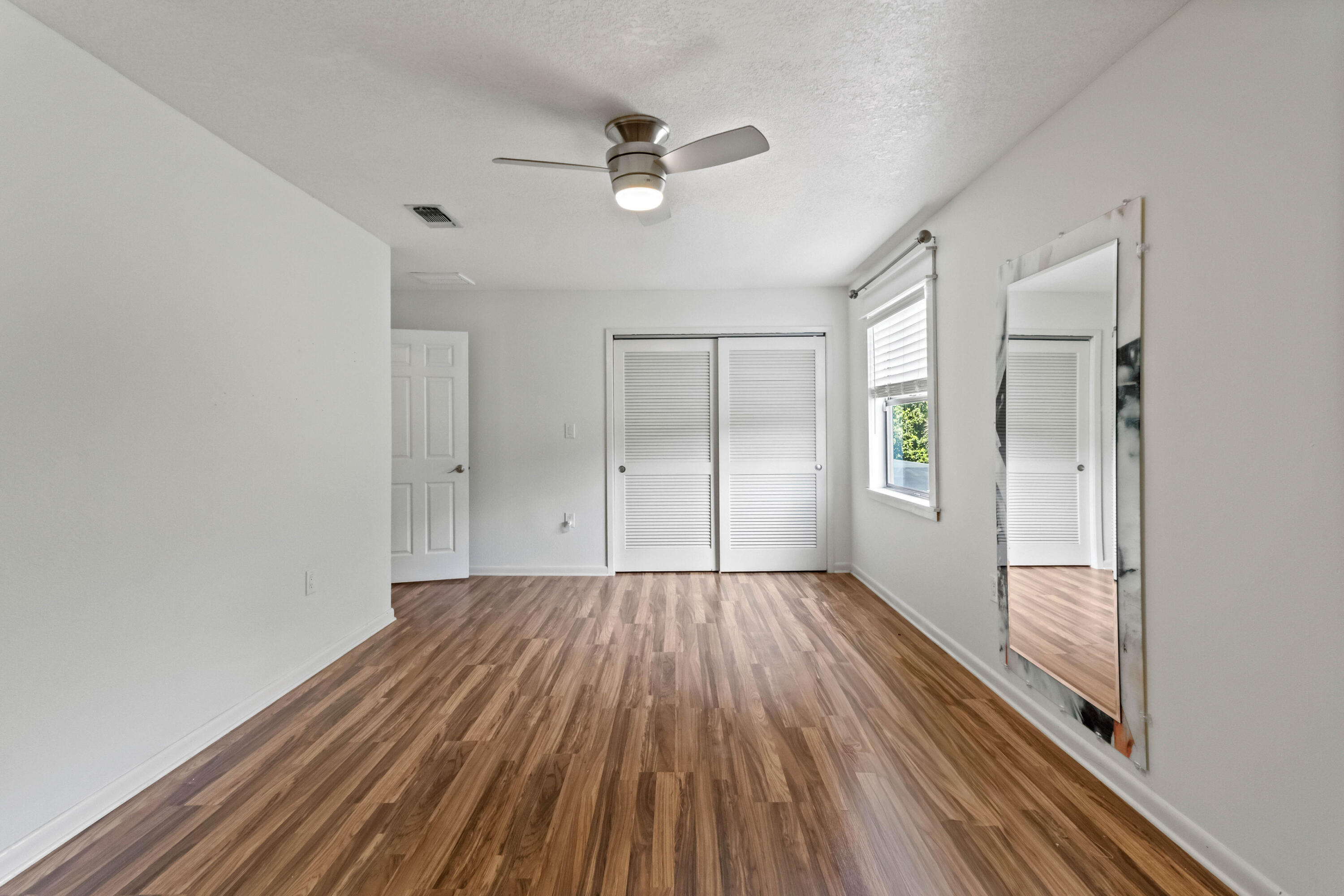 EDGEWATER VILLAGE - Residential