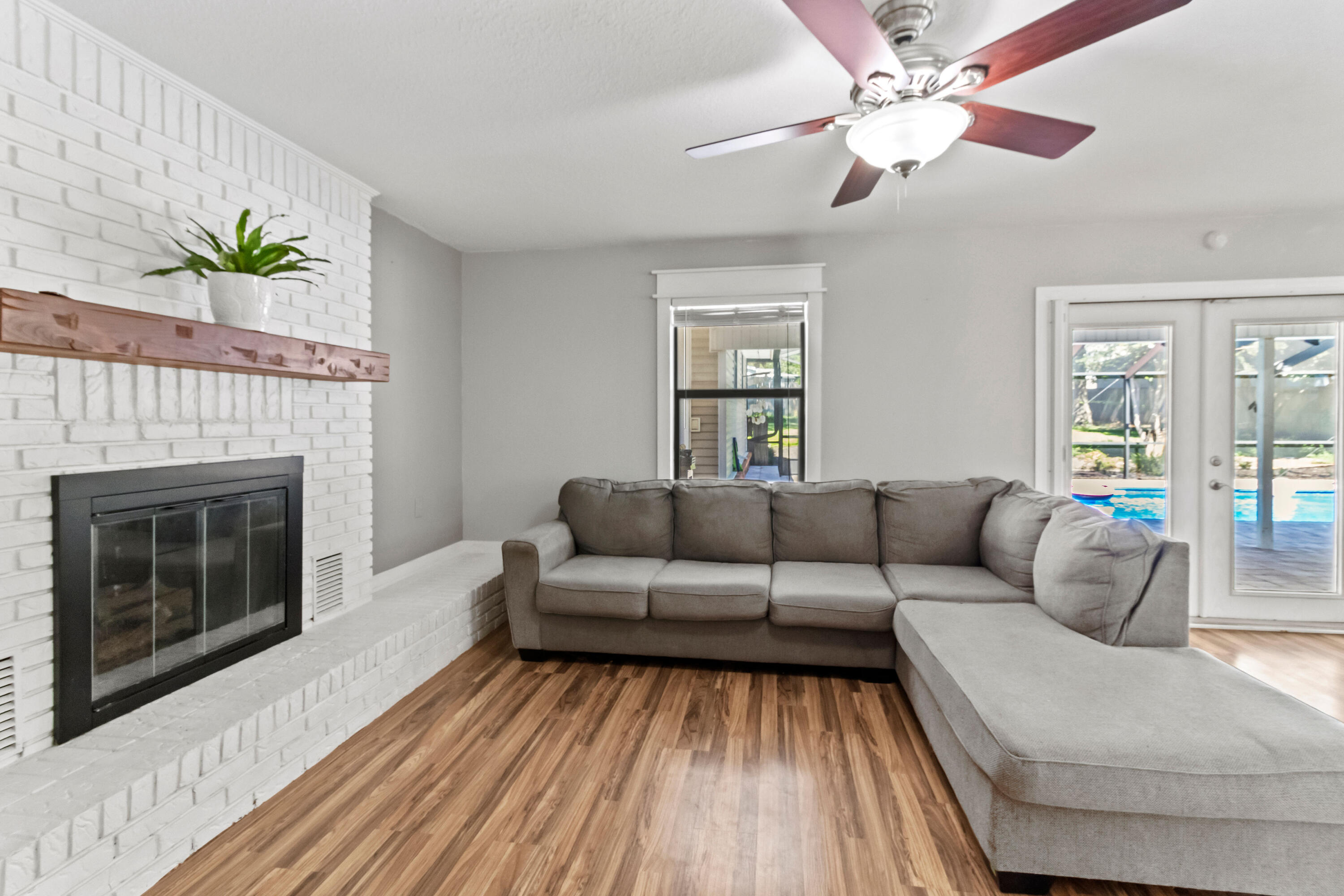 EDGEWATER VILLAGE - Residential