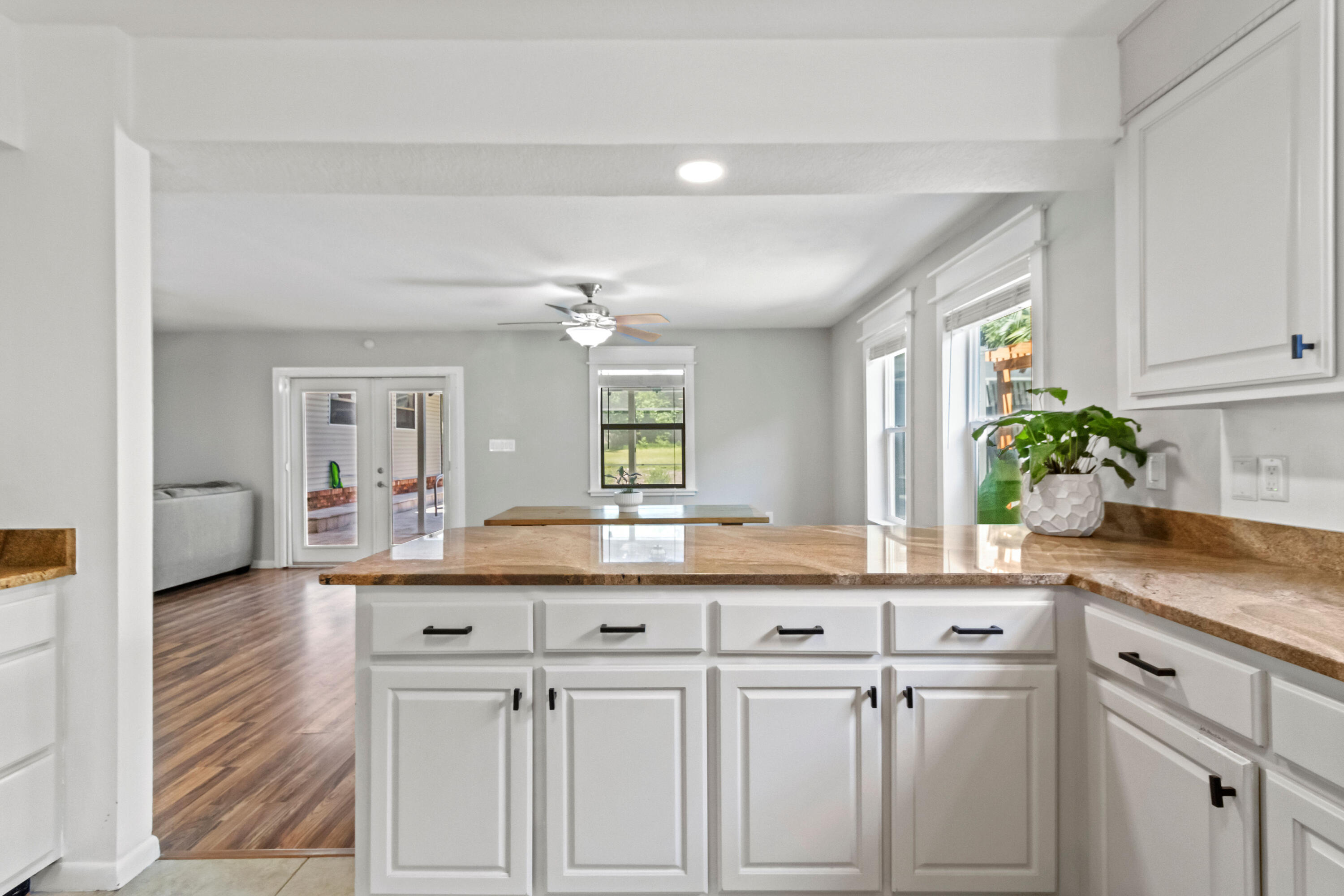 EDGEWATER VILLAGE - Residential