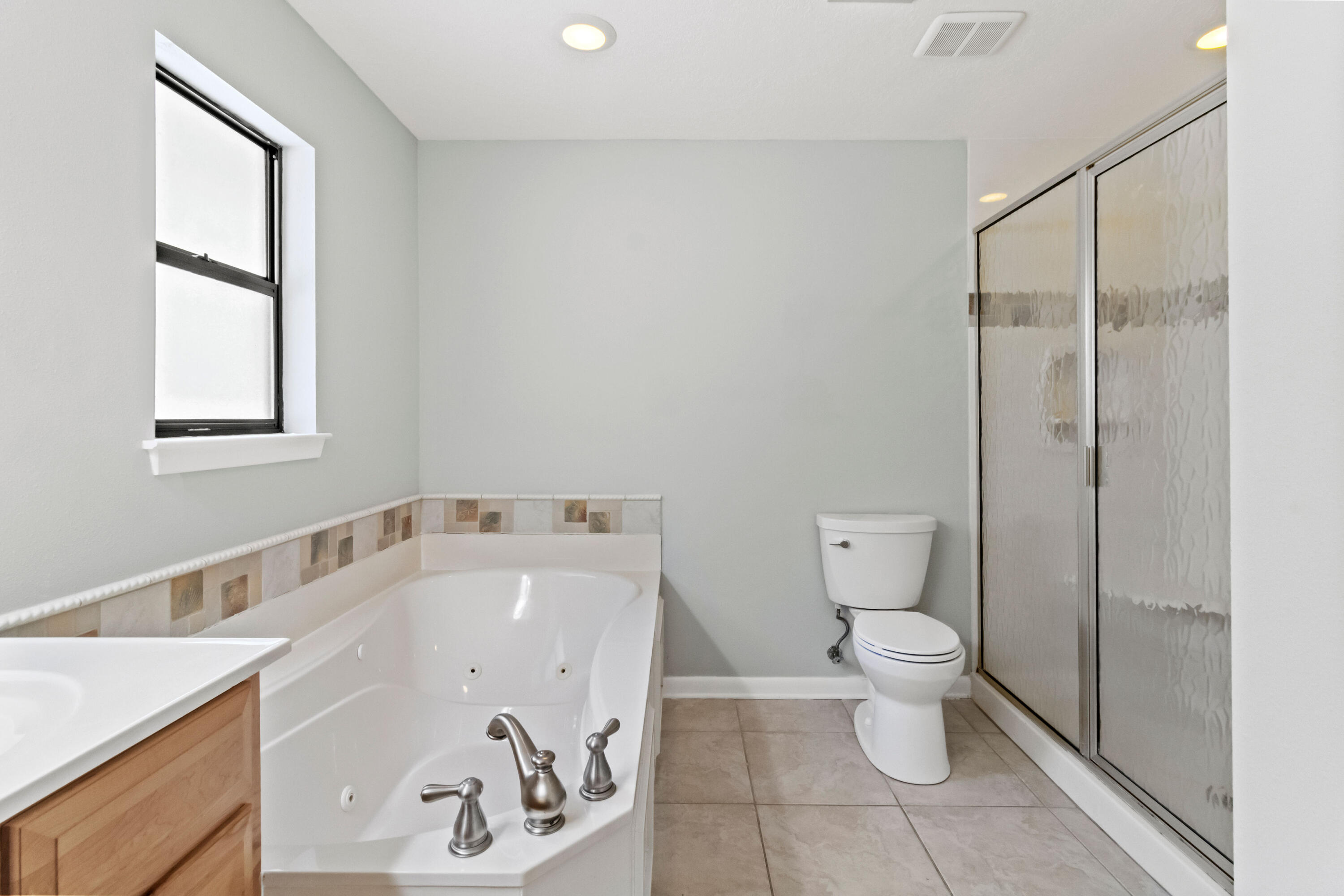 EDGEWATER VILLAGE - Residential