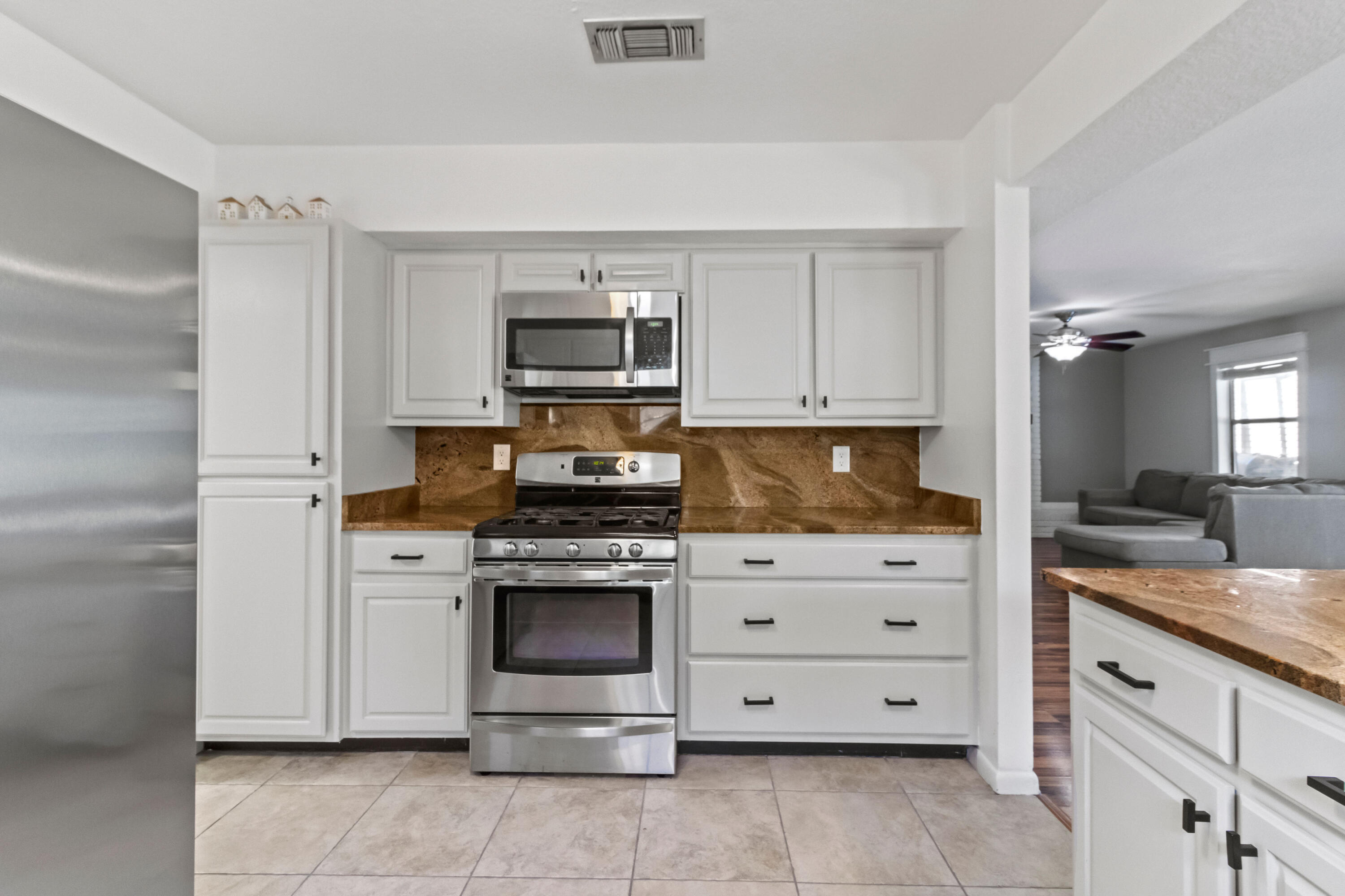 EDGEWATER VILLAGE - Residential