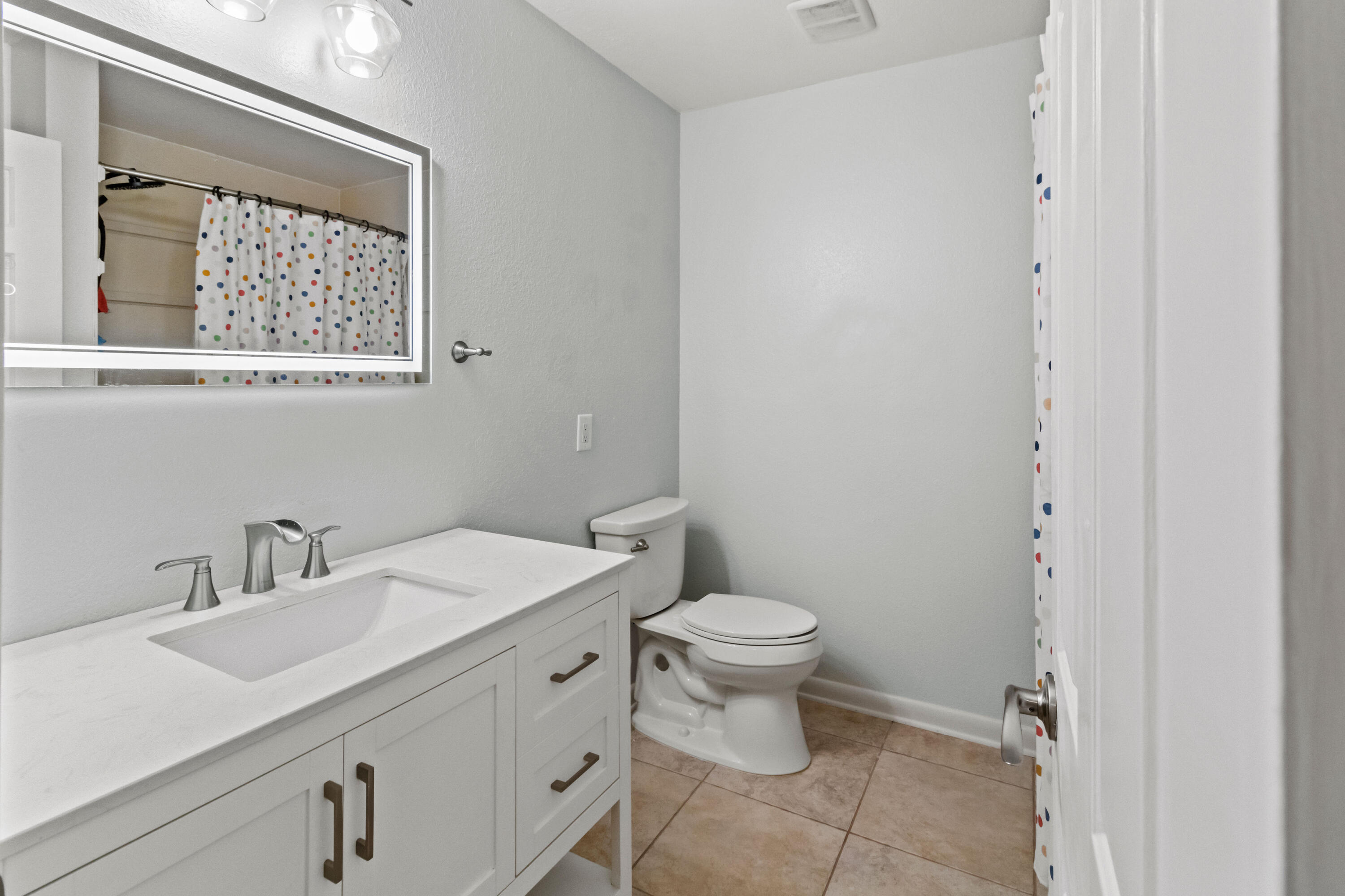 EDGEWATER VILLAGE - Residential