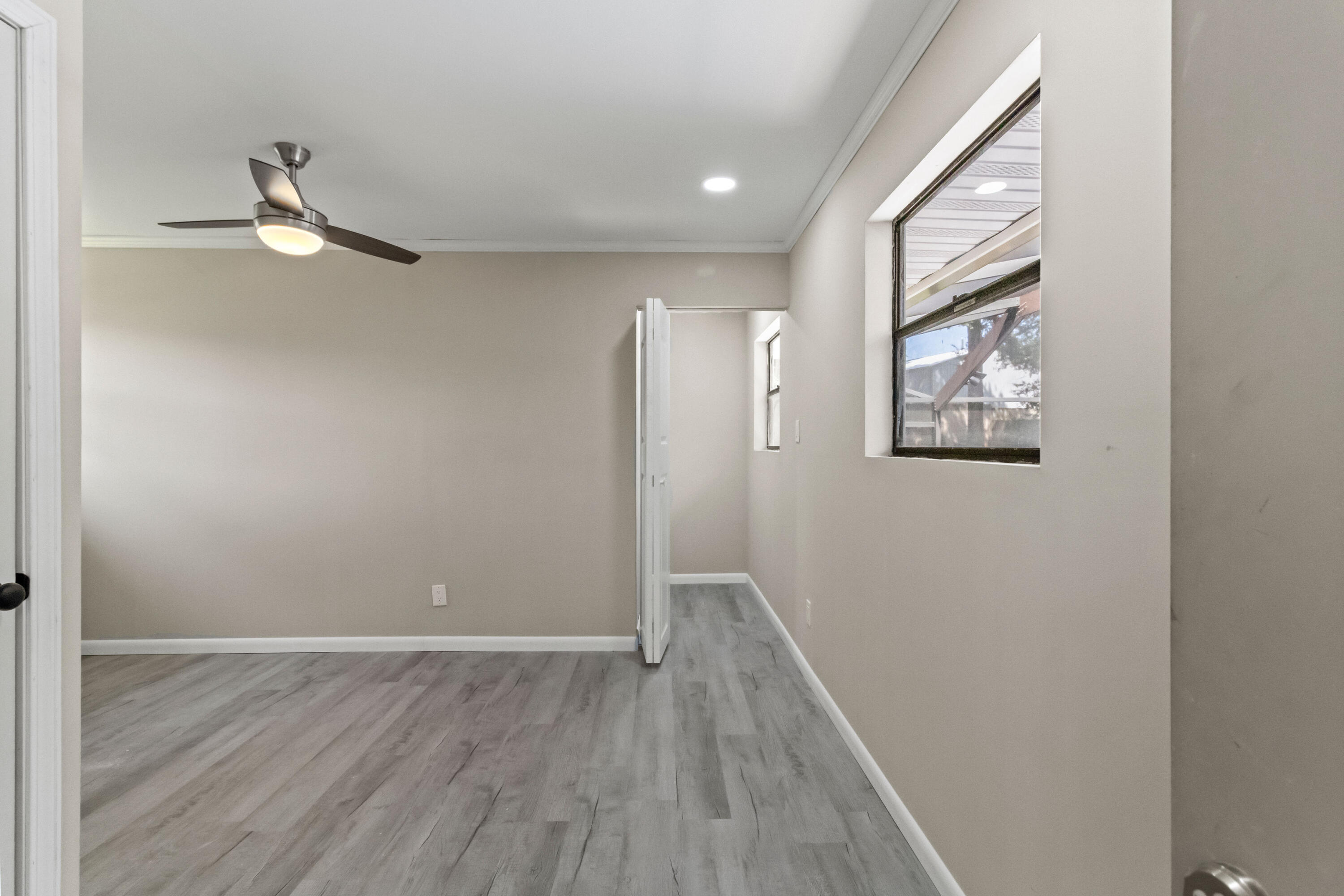 EDGEWATER VILLAGE - Residential