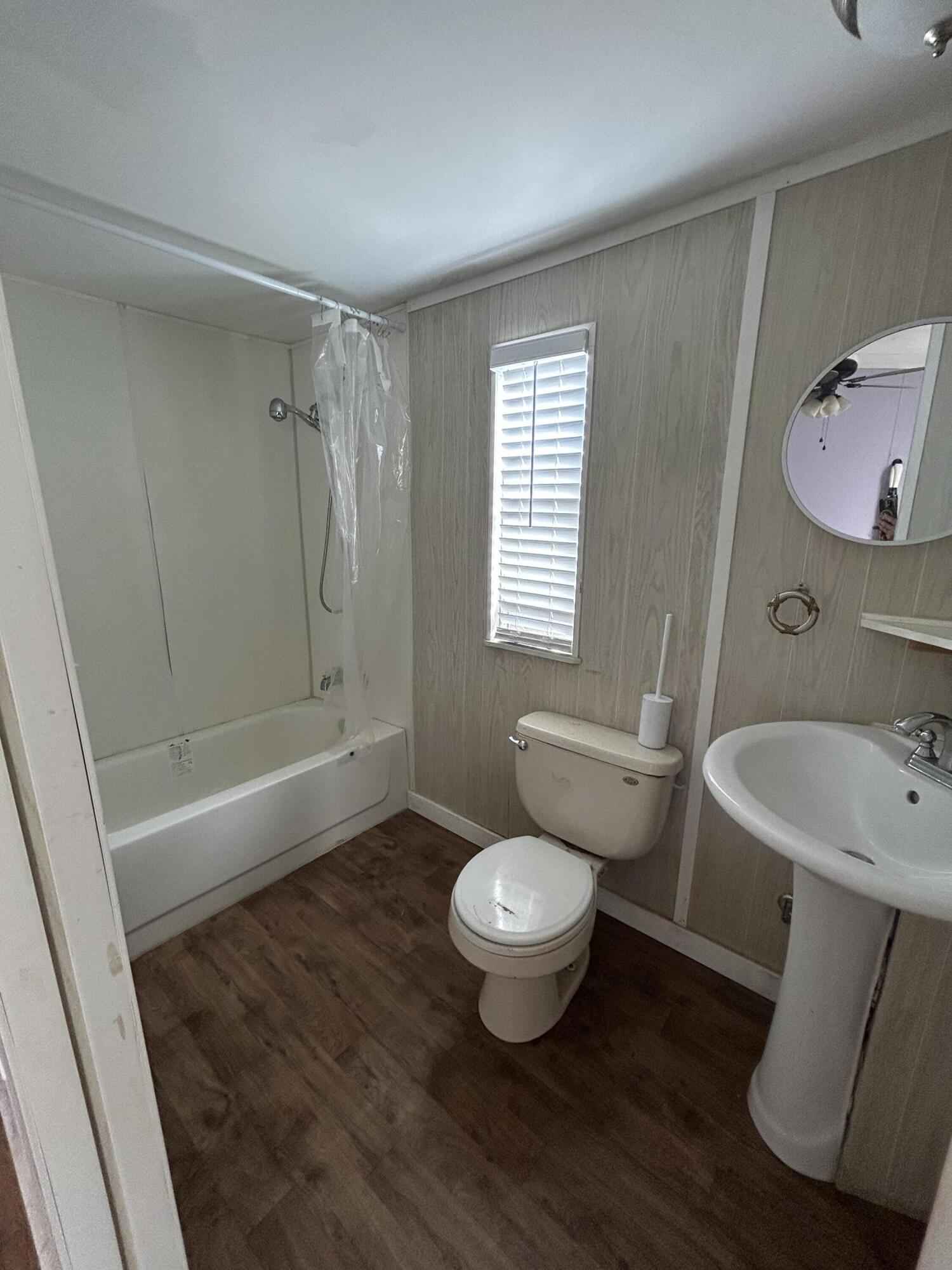 METES & BOUNDS - Residential Lease