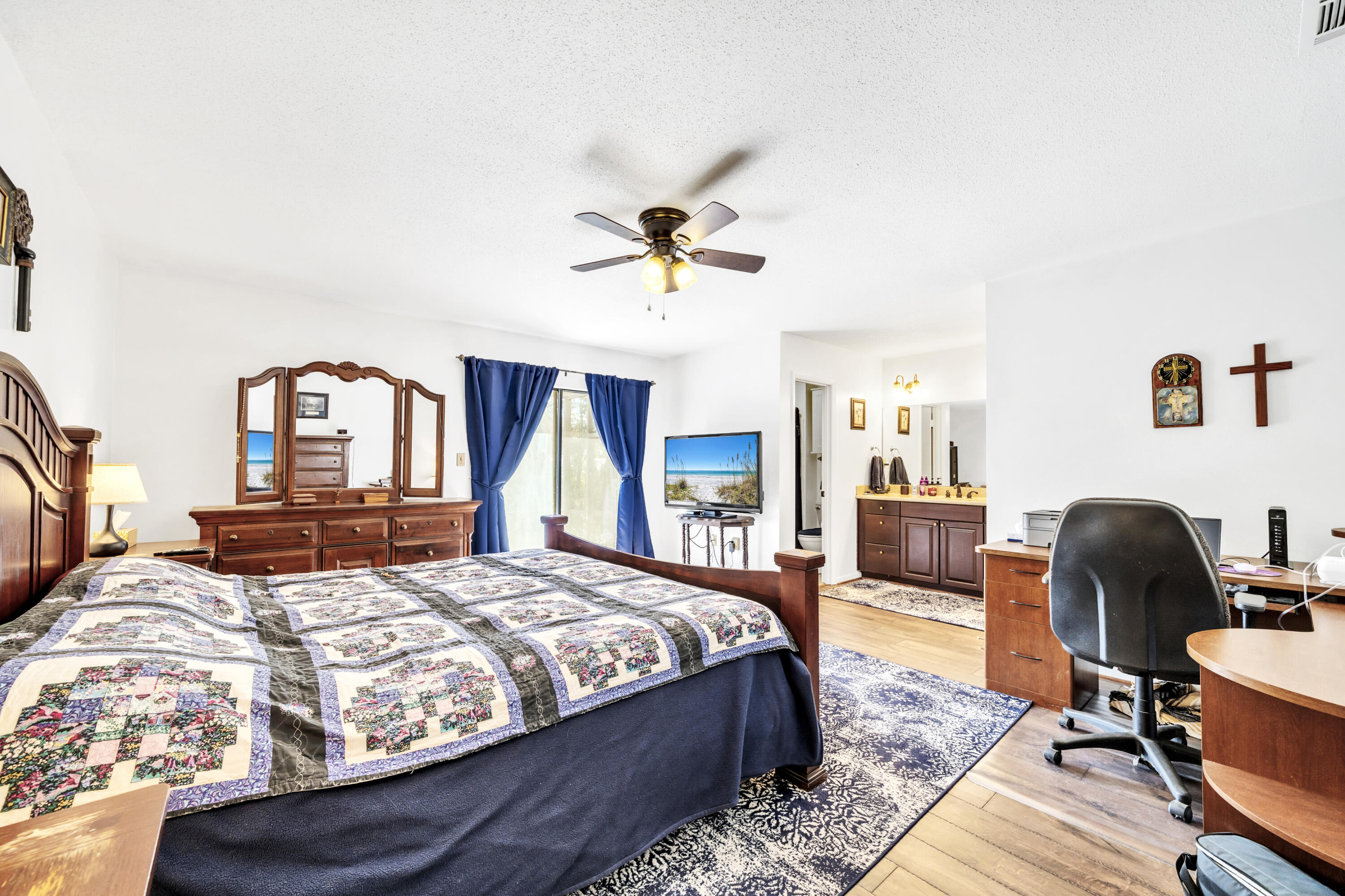 BAYOU POQUITO - Residential