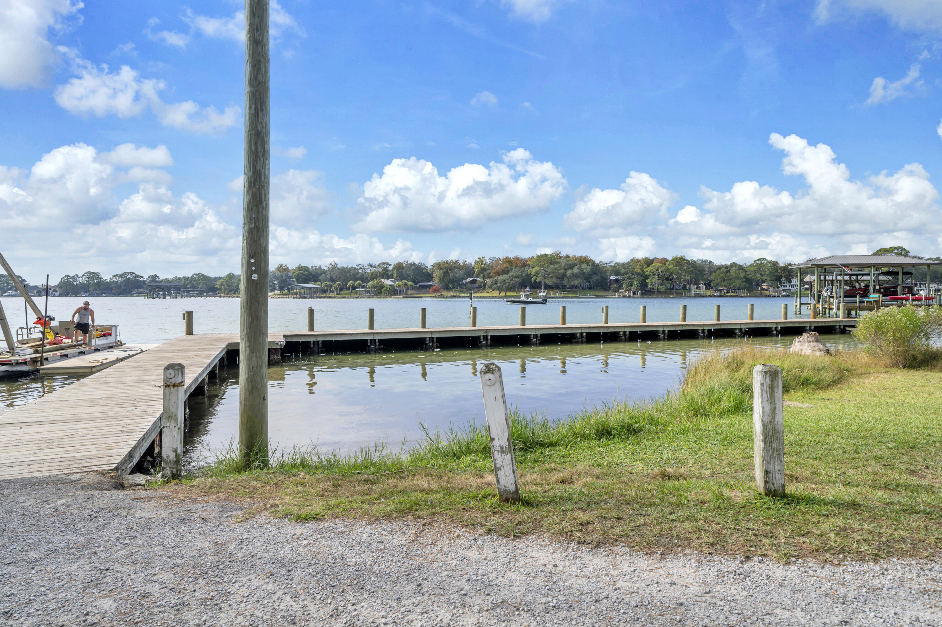 BAYOU POQUITO - Residential