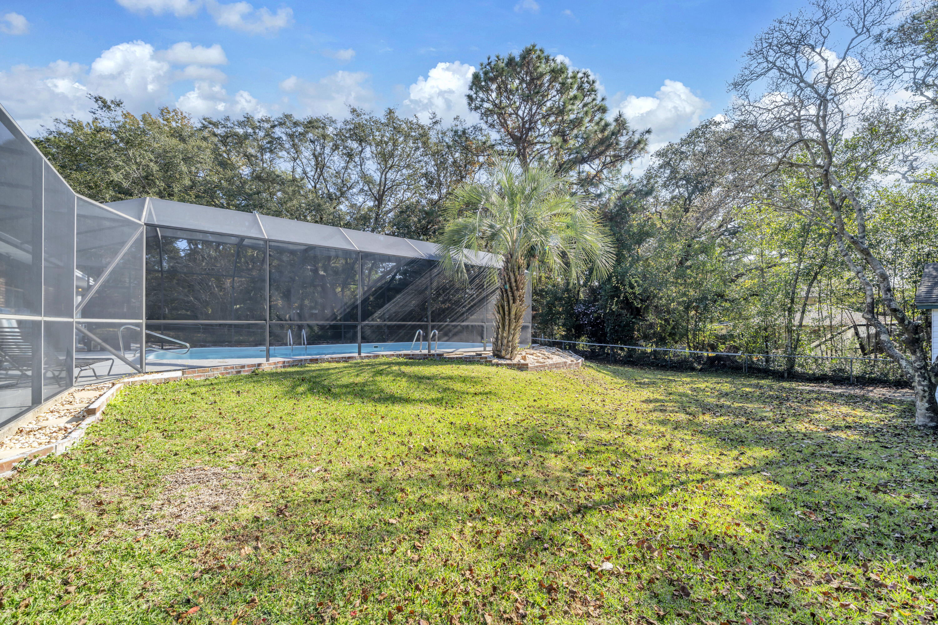 BAYOU POQUITO - Residential