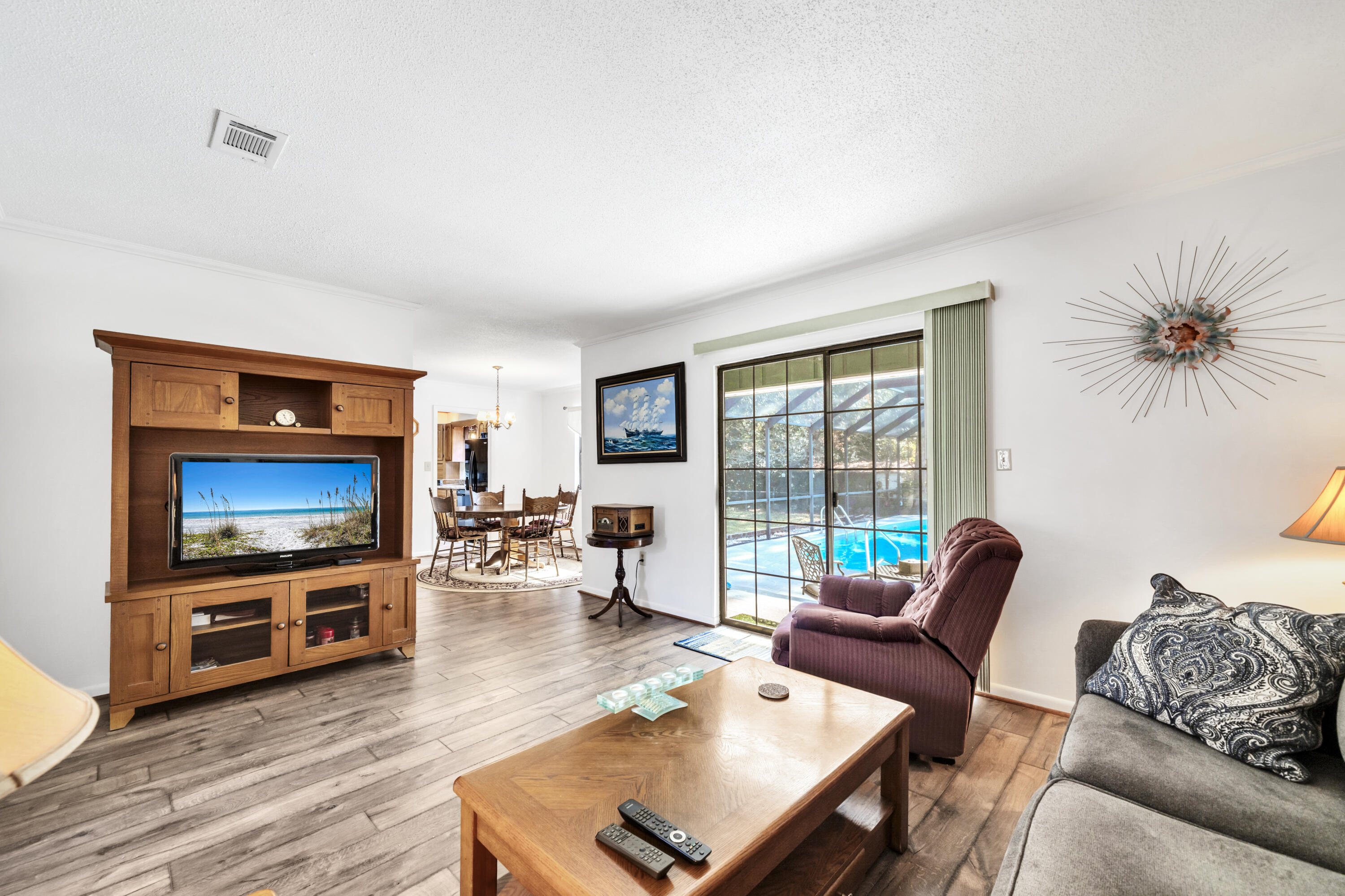 BAYOU POQUITO - Residential