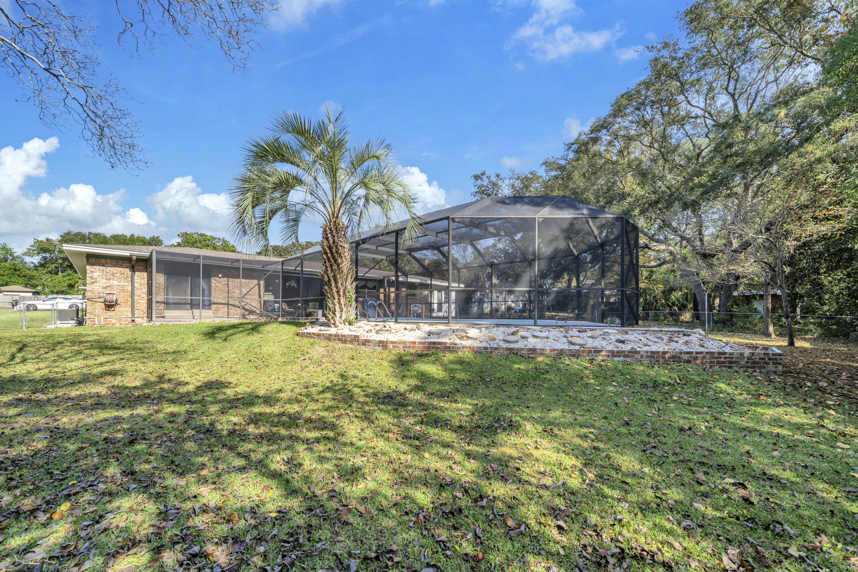 BAYOU POQUITO - Residential