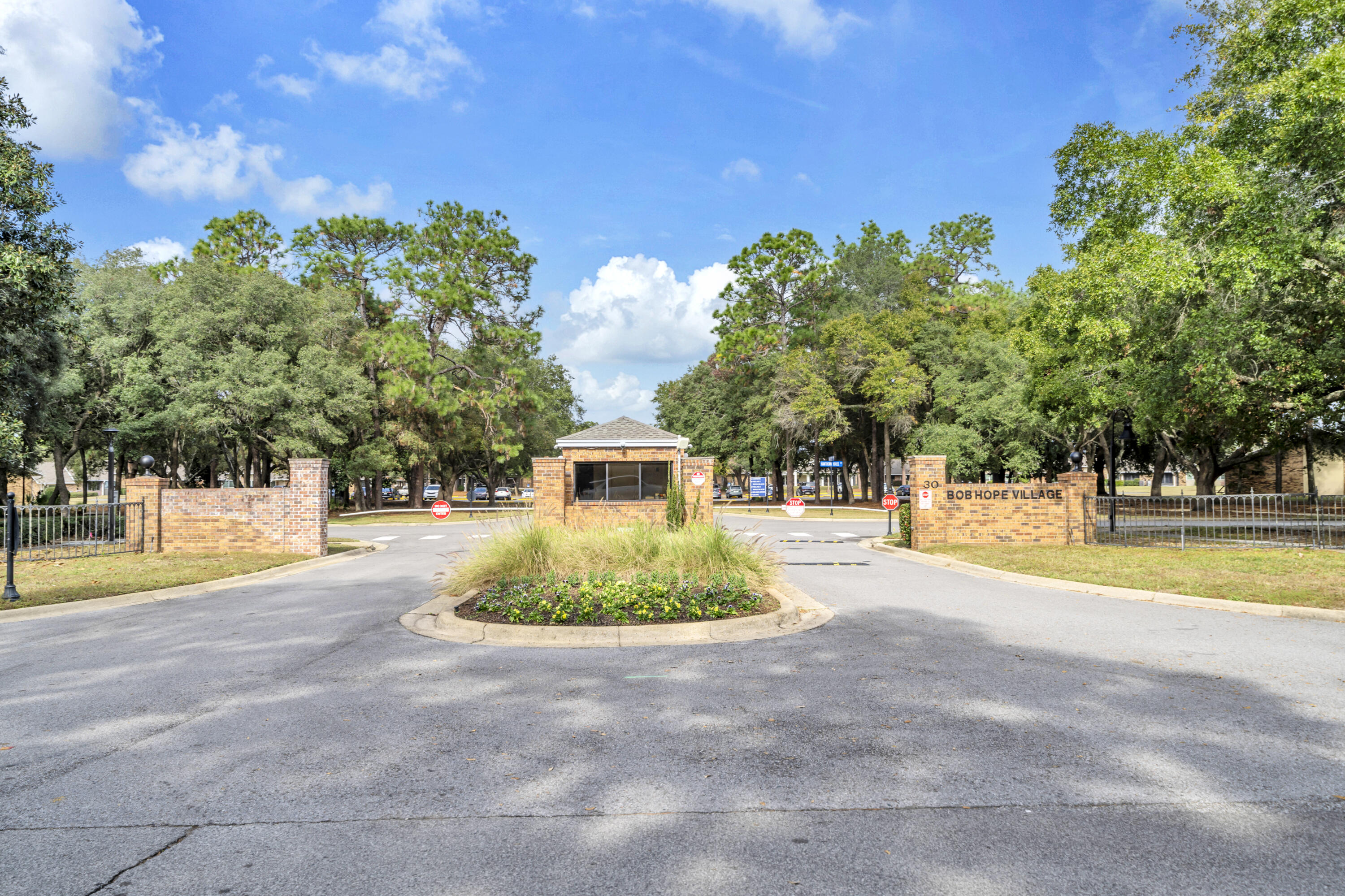BAYOU POQUITO - Residential