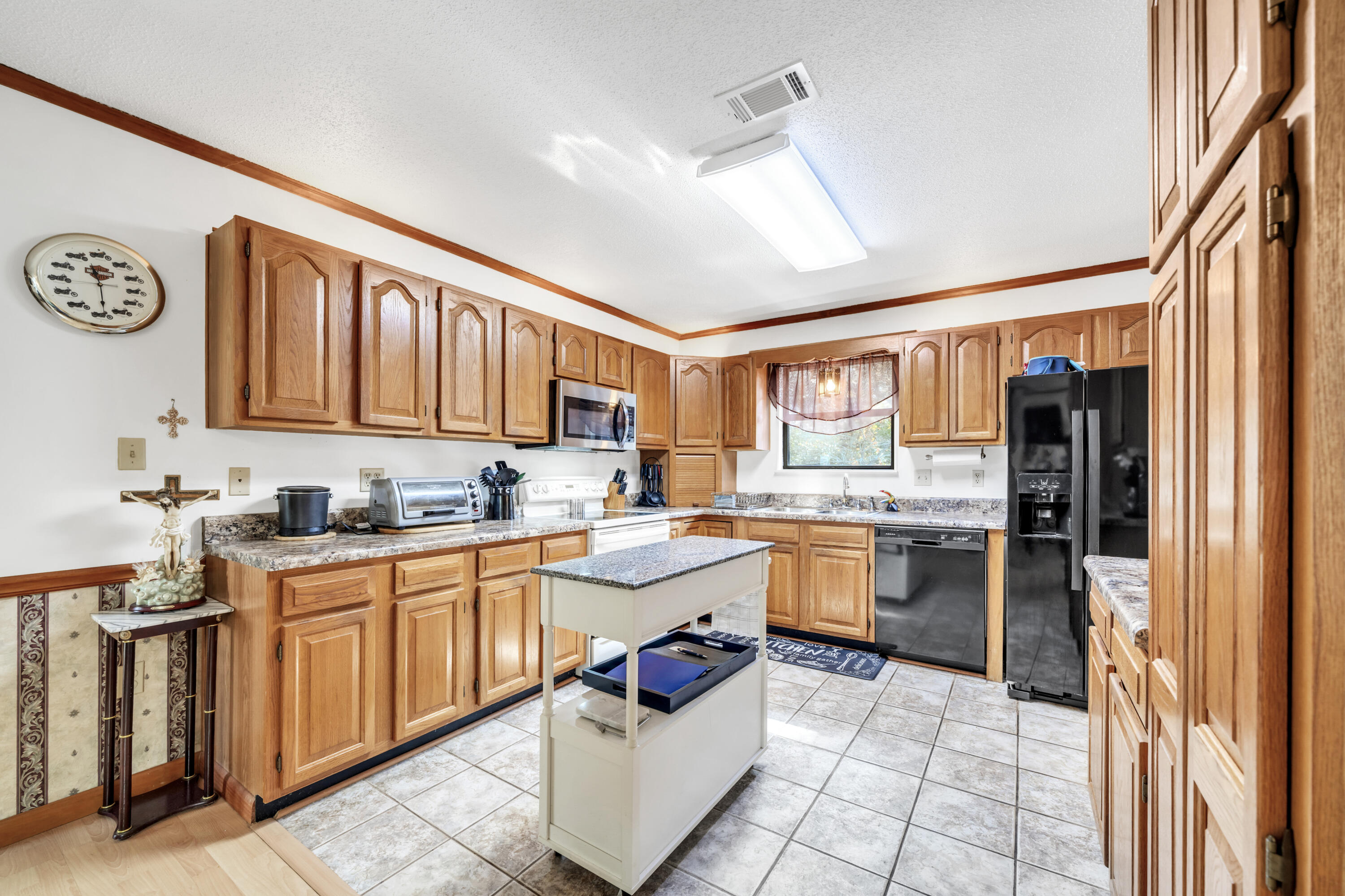 BAYOU POQUITO - Residential