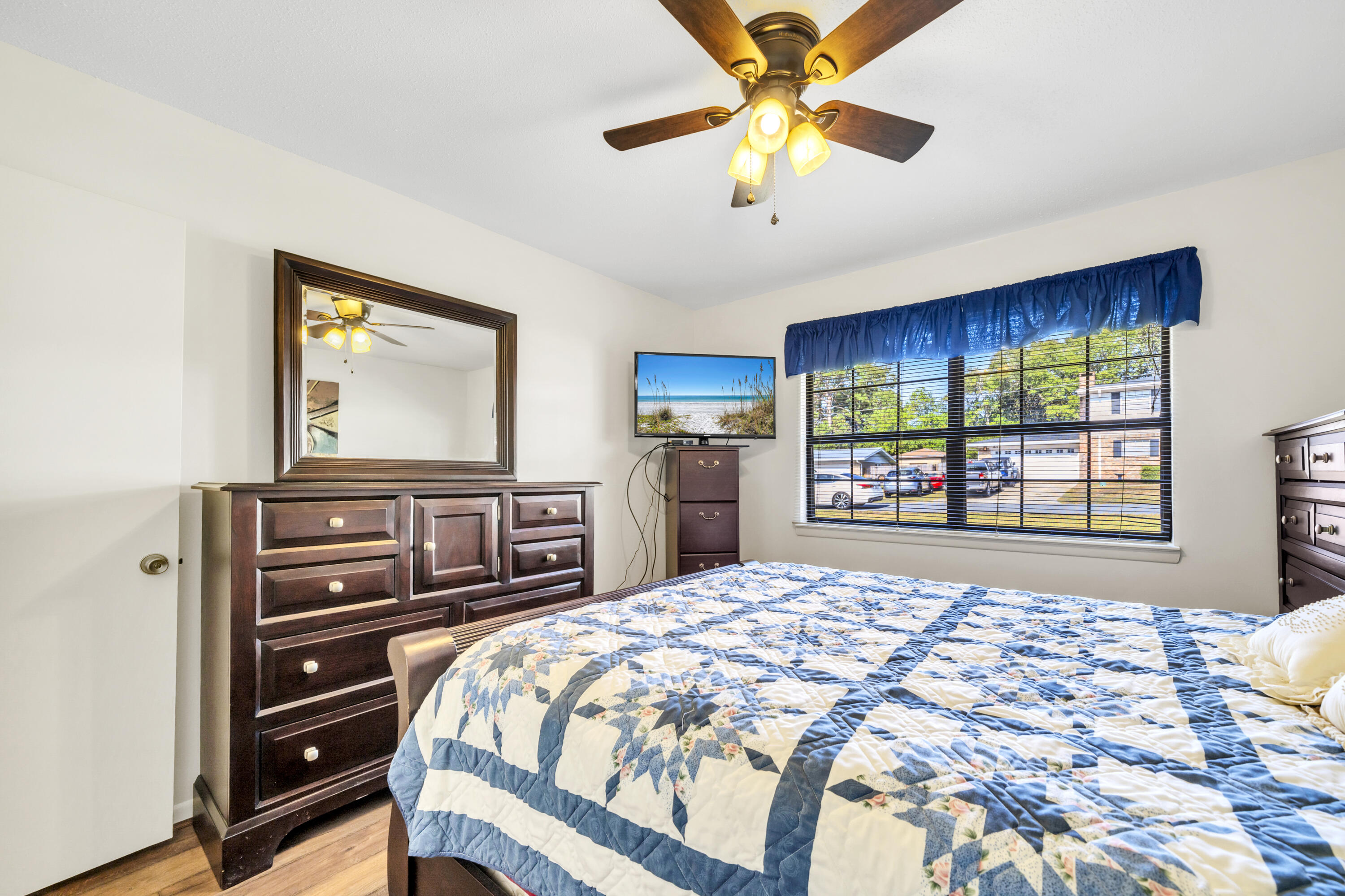 BAYOU POQUITO - Residential