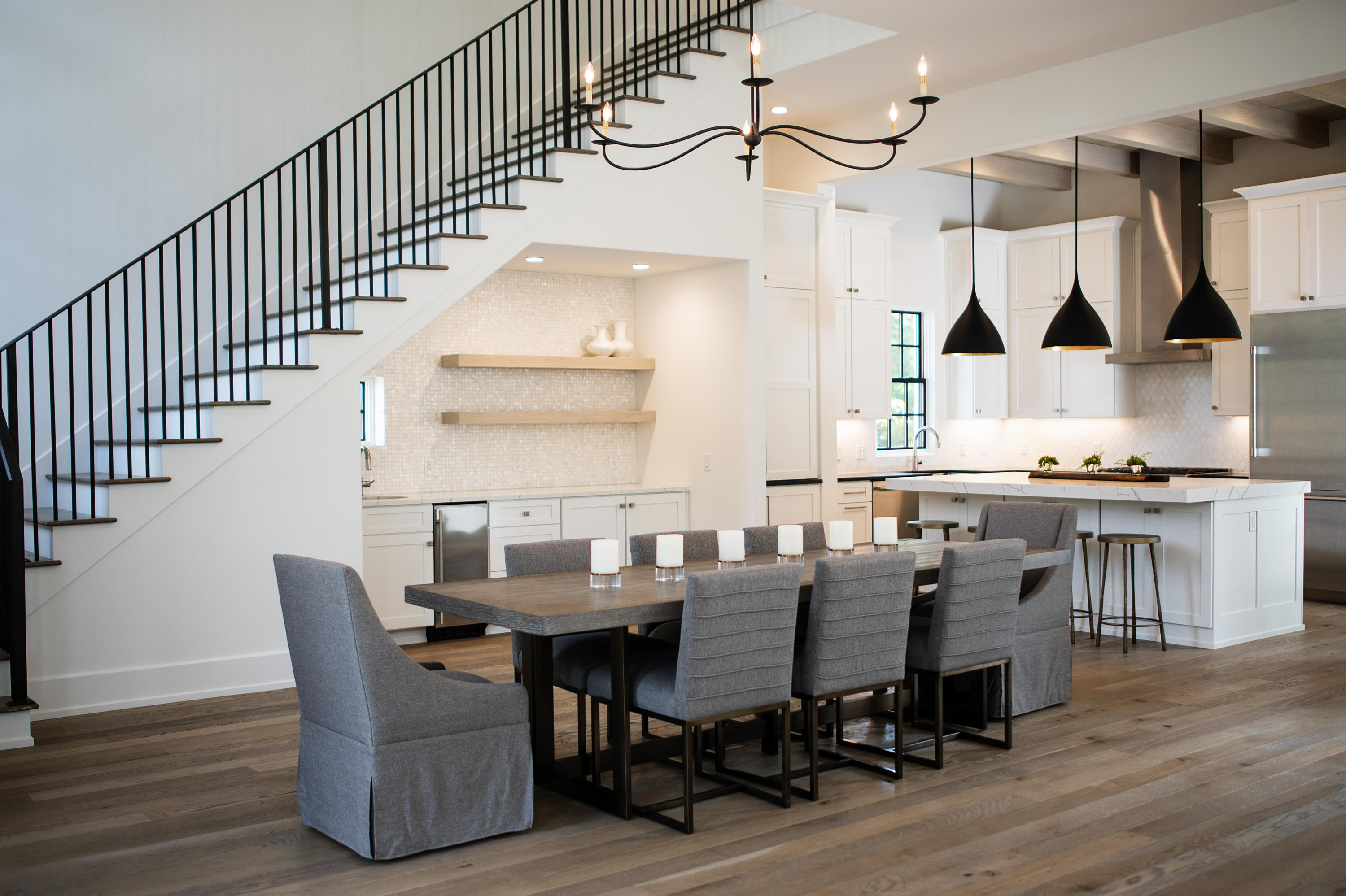 CHURCHILL OAKS - Residential