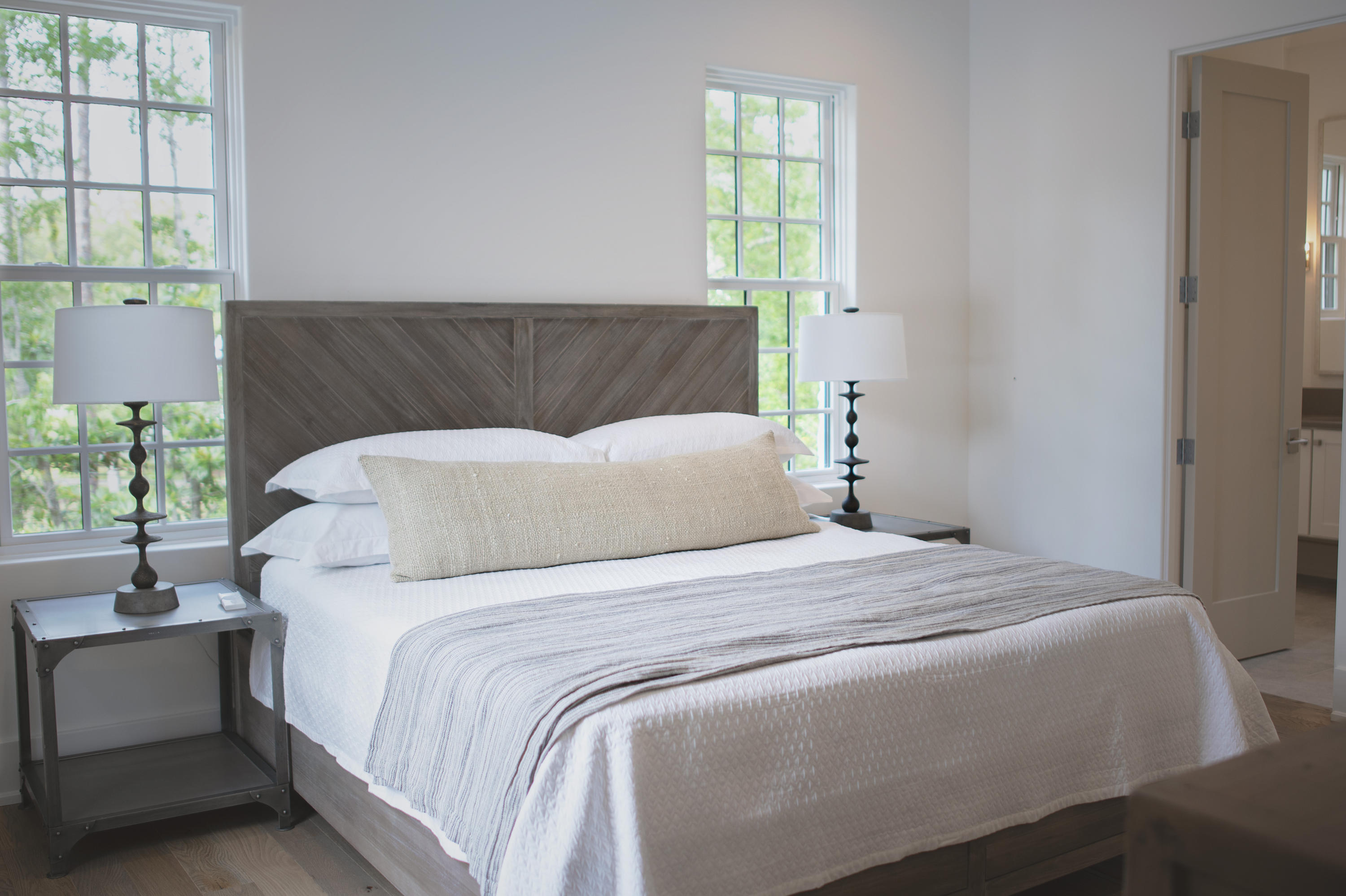 CHURCHILL OAKS - Residential