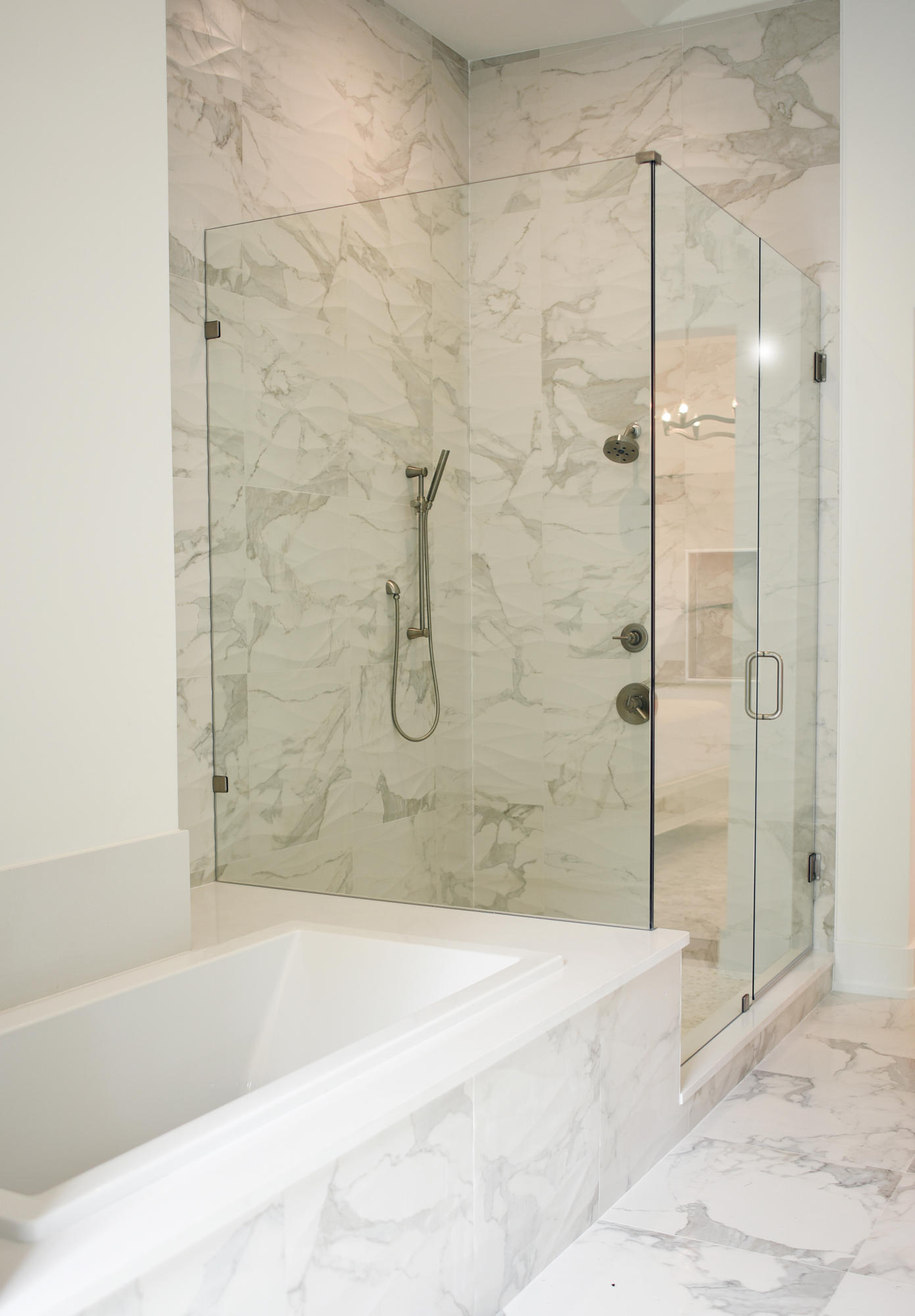 CHURCHILL OAKS - Residential