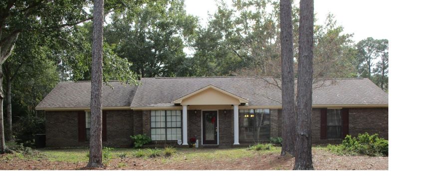 Large corner lot in the heart of Bluewater Bay. This elegant home features 4 spacious bedrooms and 2 1/2 baths. Part of the charm of this fine home includes a grand master suite with an extra large master closet and custom bathroom including stunning walk through shower. Lots of unique features including hidden closets and custom vanity drawers in master bath. Entertain guest in the formal dining room or gather together in the open living area. Need storage? There is an abundance in the side entrance 2 car garage with workshop space. All of this on a spacious corner lot completes this fine home. Owner offering home warranty to new buyers.
Buyer to verify anything deemed important including, but not limited to, lot size, room dimensions and sq/ft.