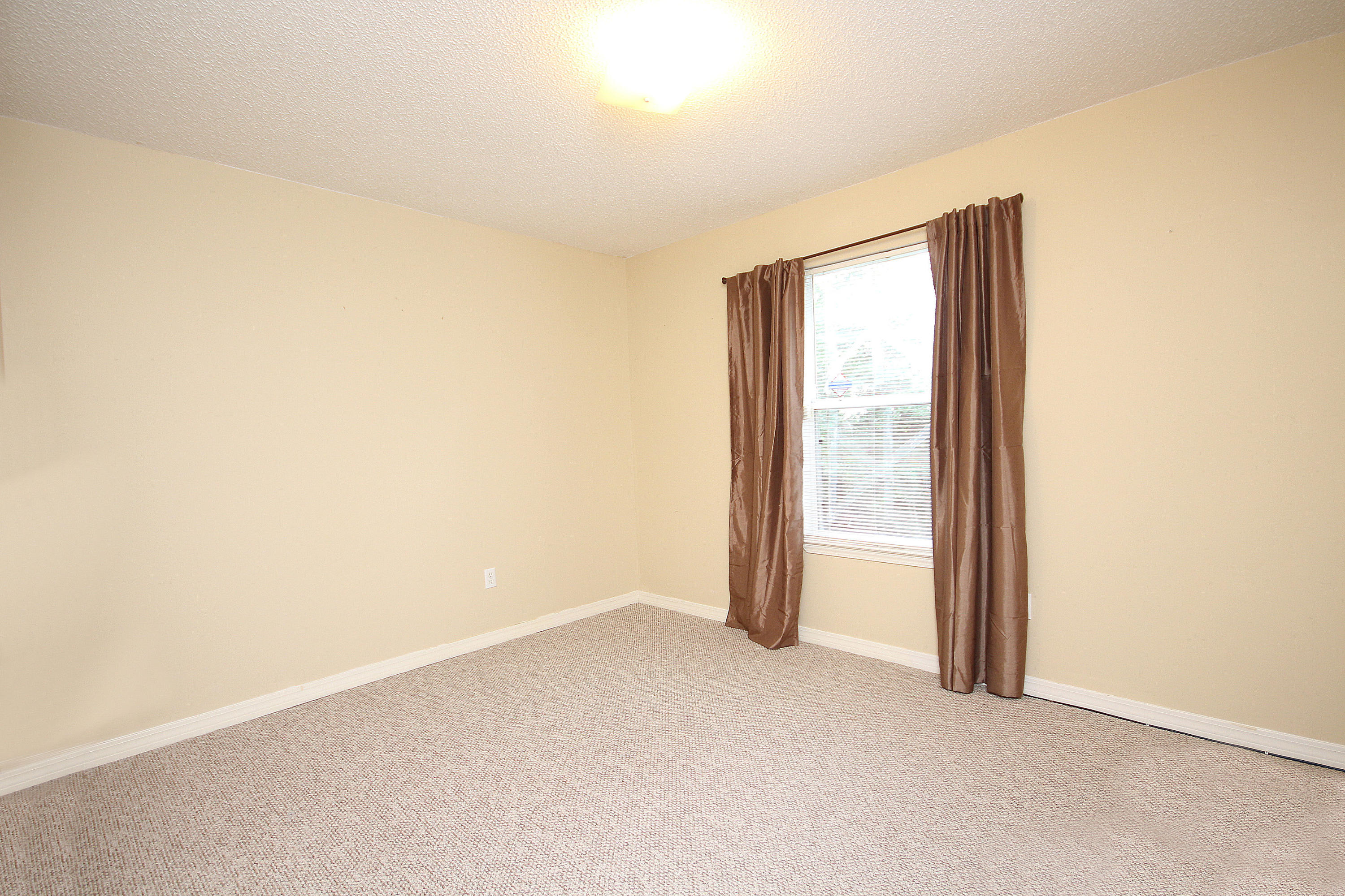 RIVERCHASE S/D PH II - Residential