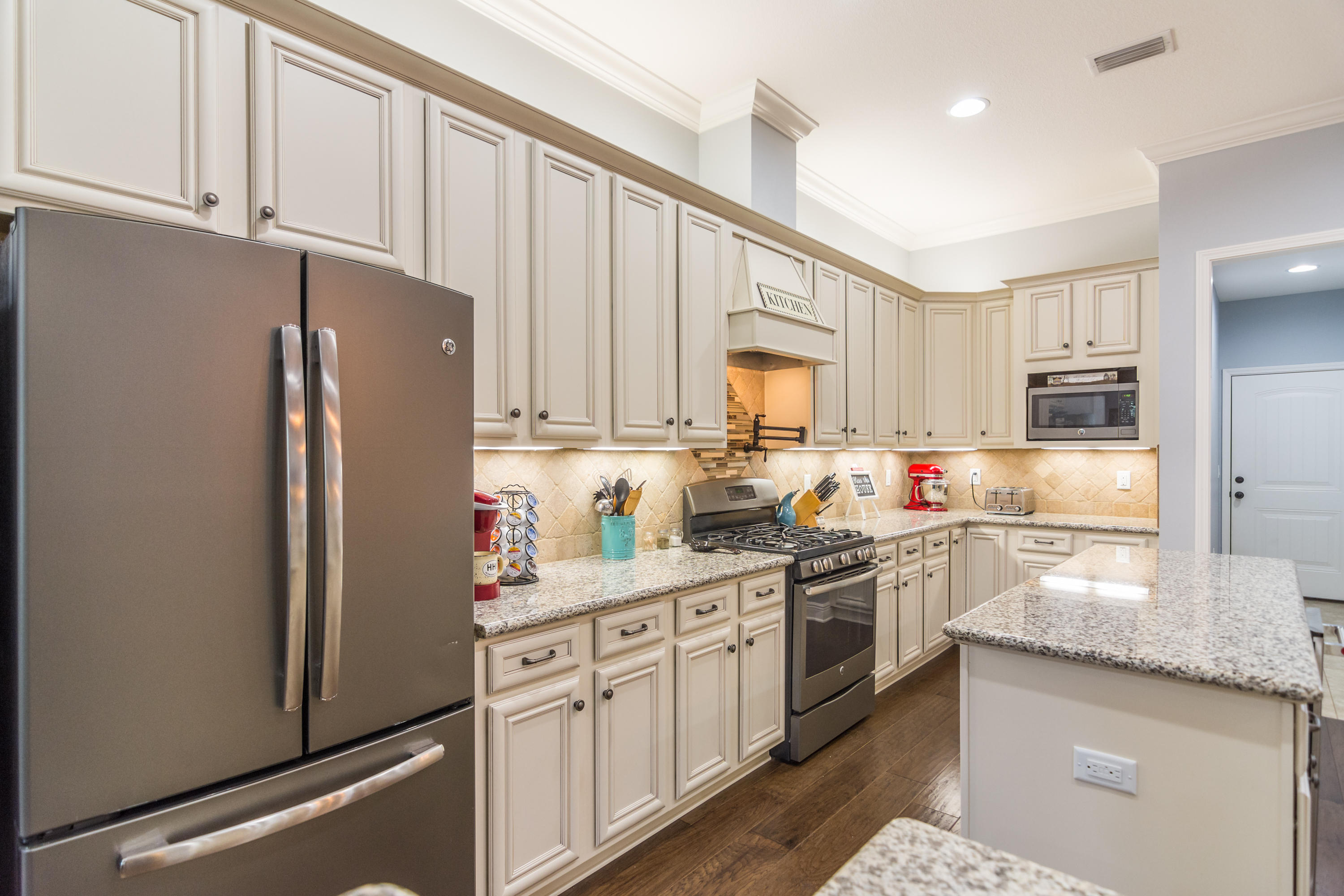 ASHLEY PLACE - Residential