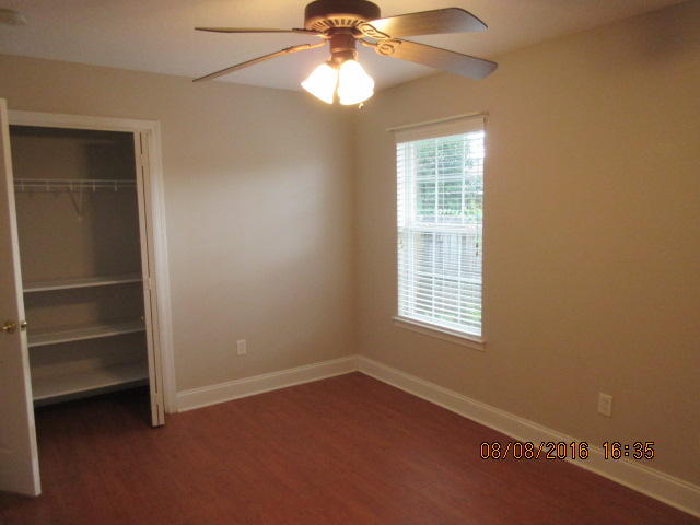 PORT DIXIE - Residential Lease