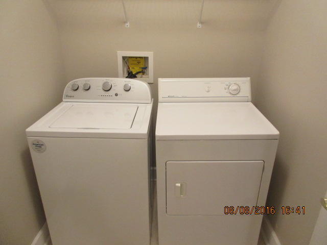 PORT DIXIE - Residential Lease