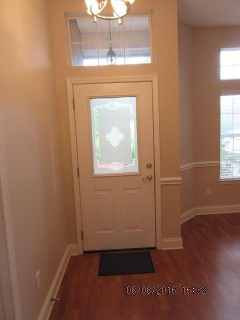 PORT DIXIE - Residential Lease