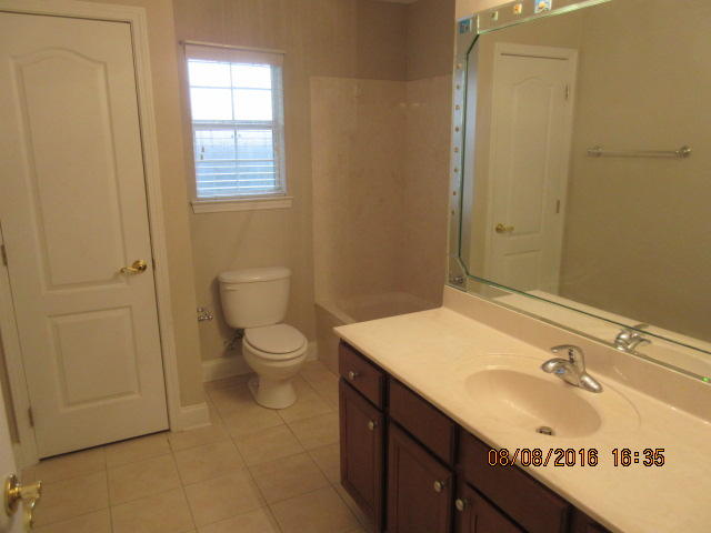 PORT DIXIE - Residential Lease