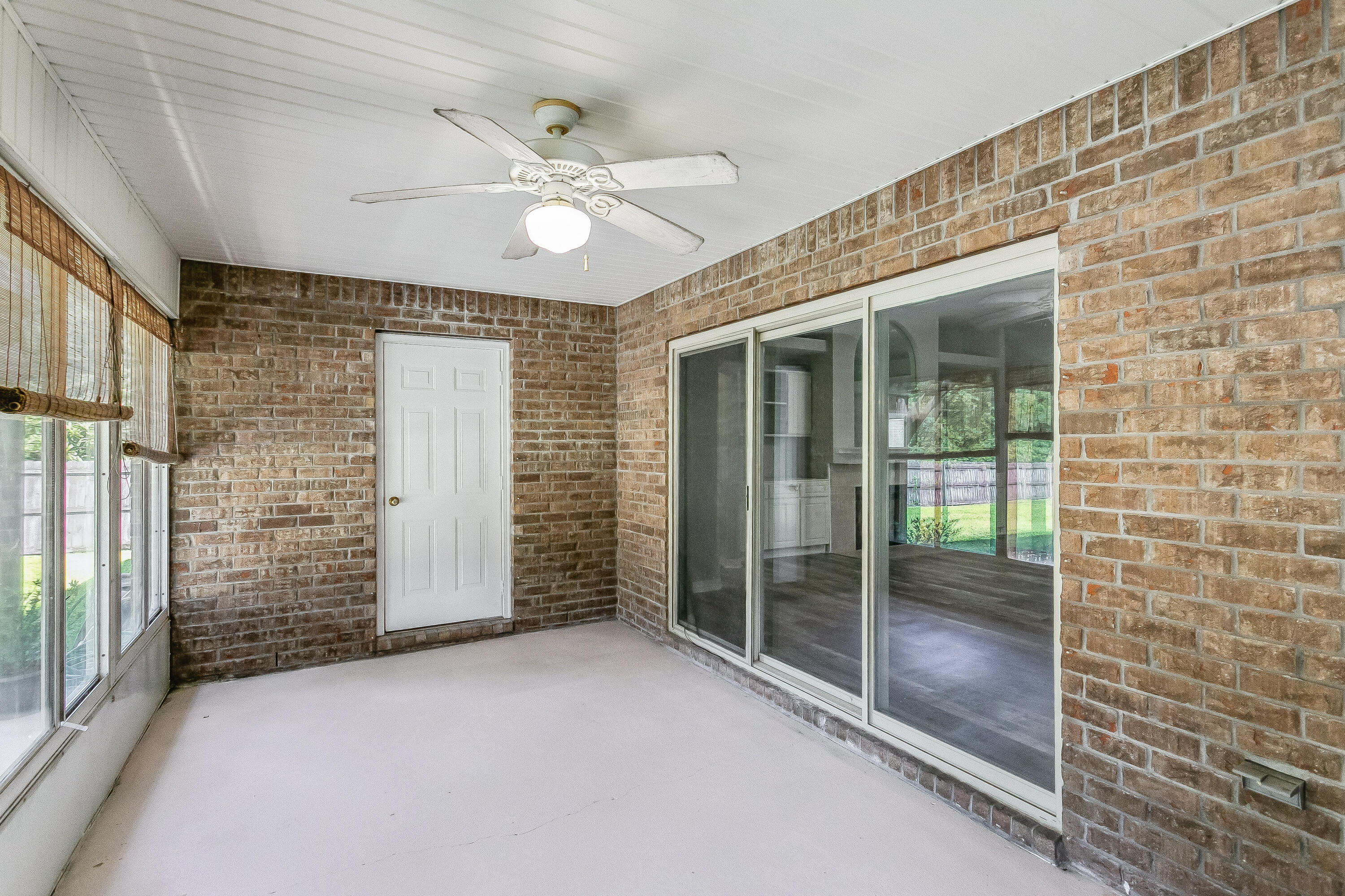 HOLLEY BY THE SEA - Residential