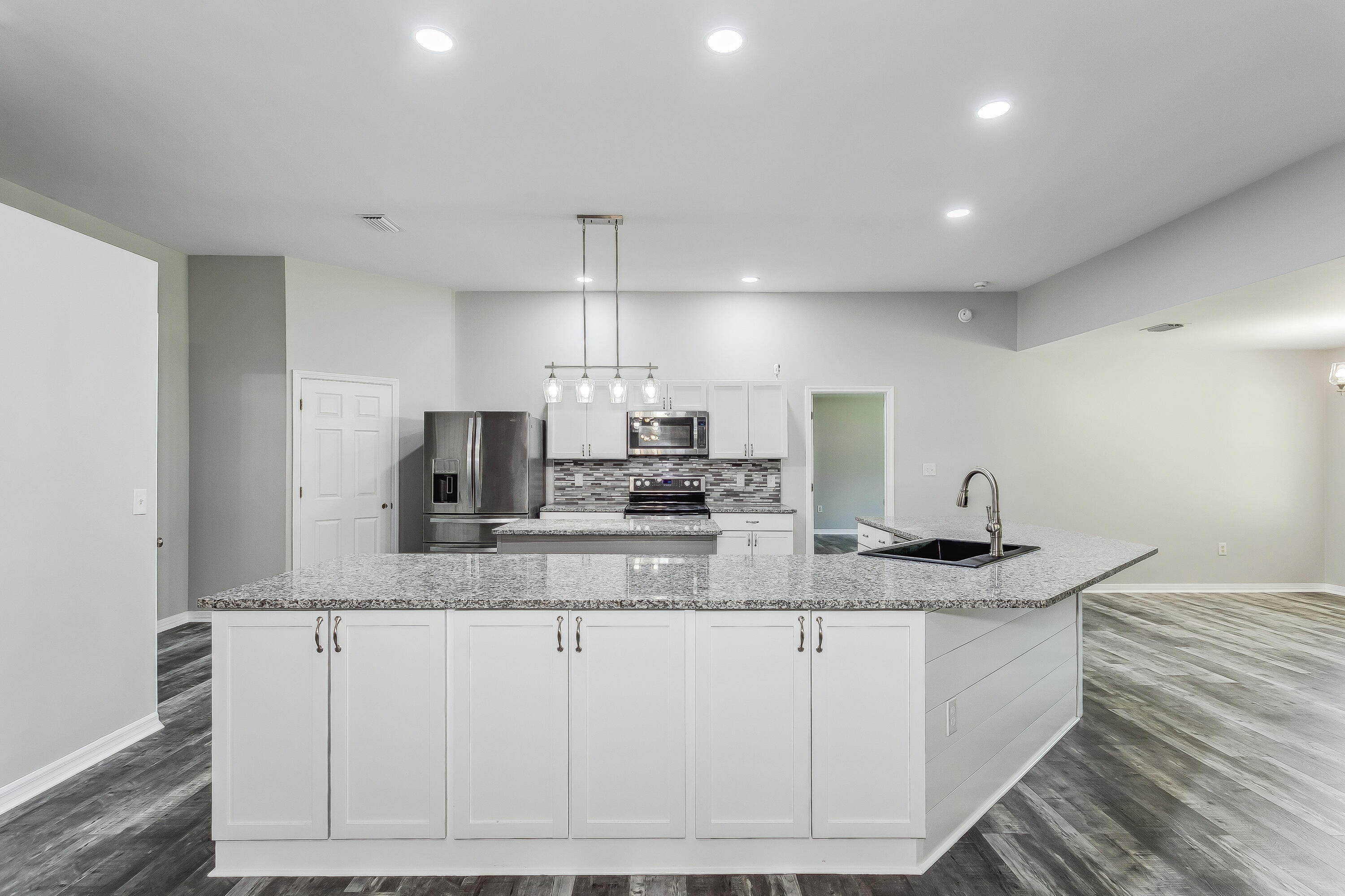 HOLLEY BY THE SEA - Residential