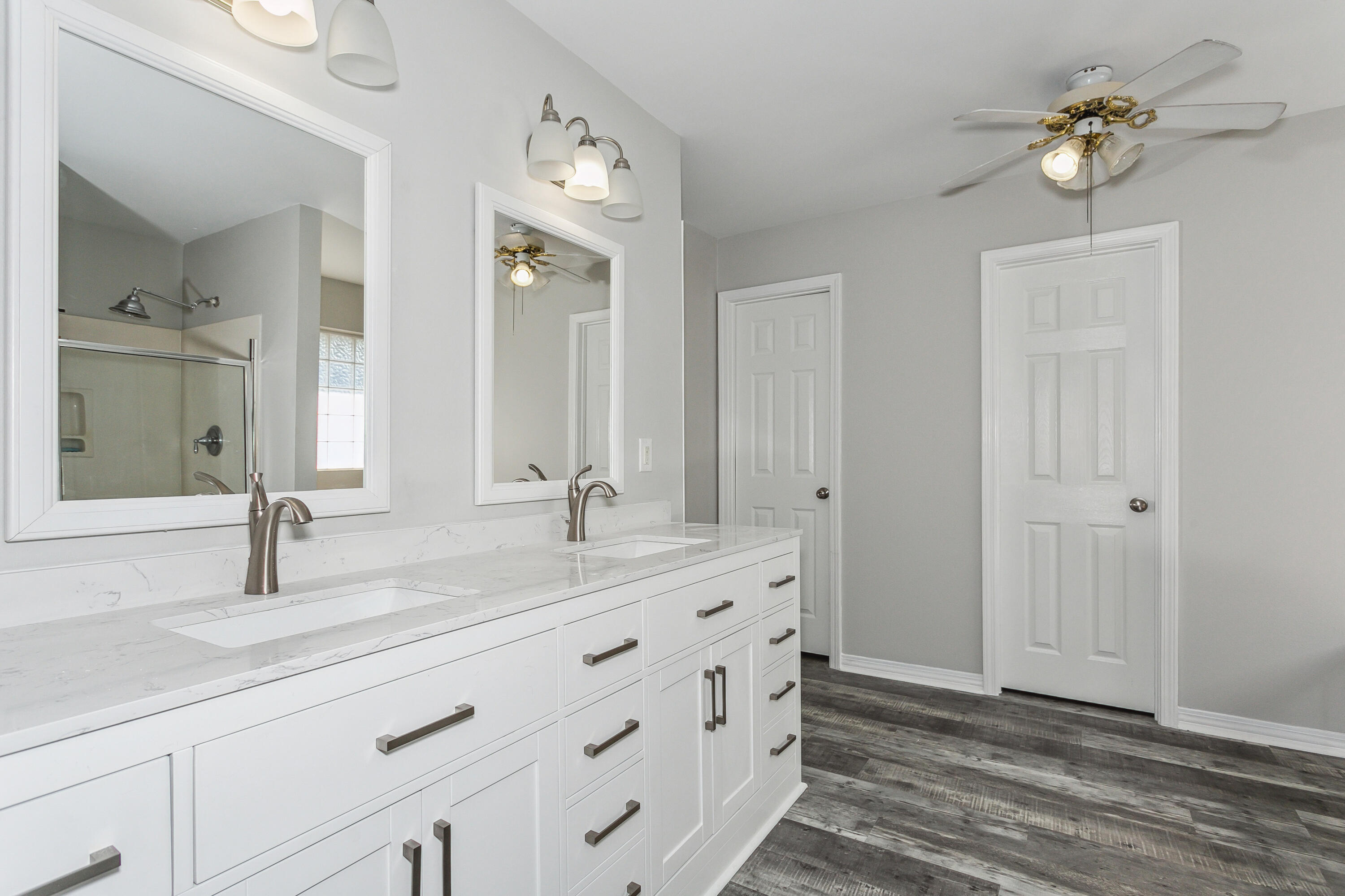 HOLLEY BY THE SEA - Residential