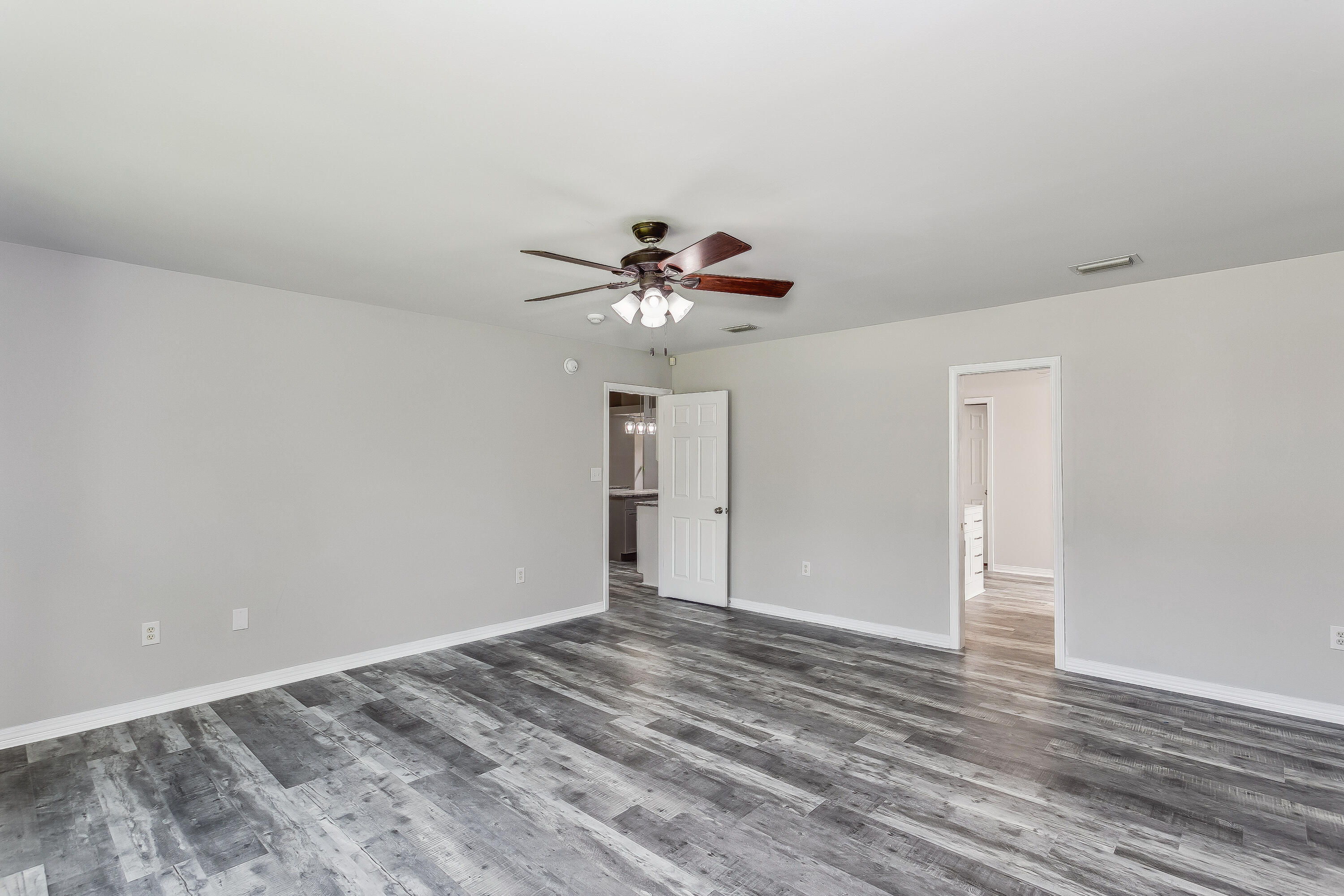 HOLLEY BY THE SEA - Residential