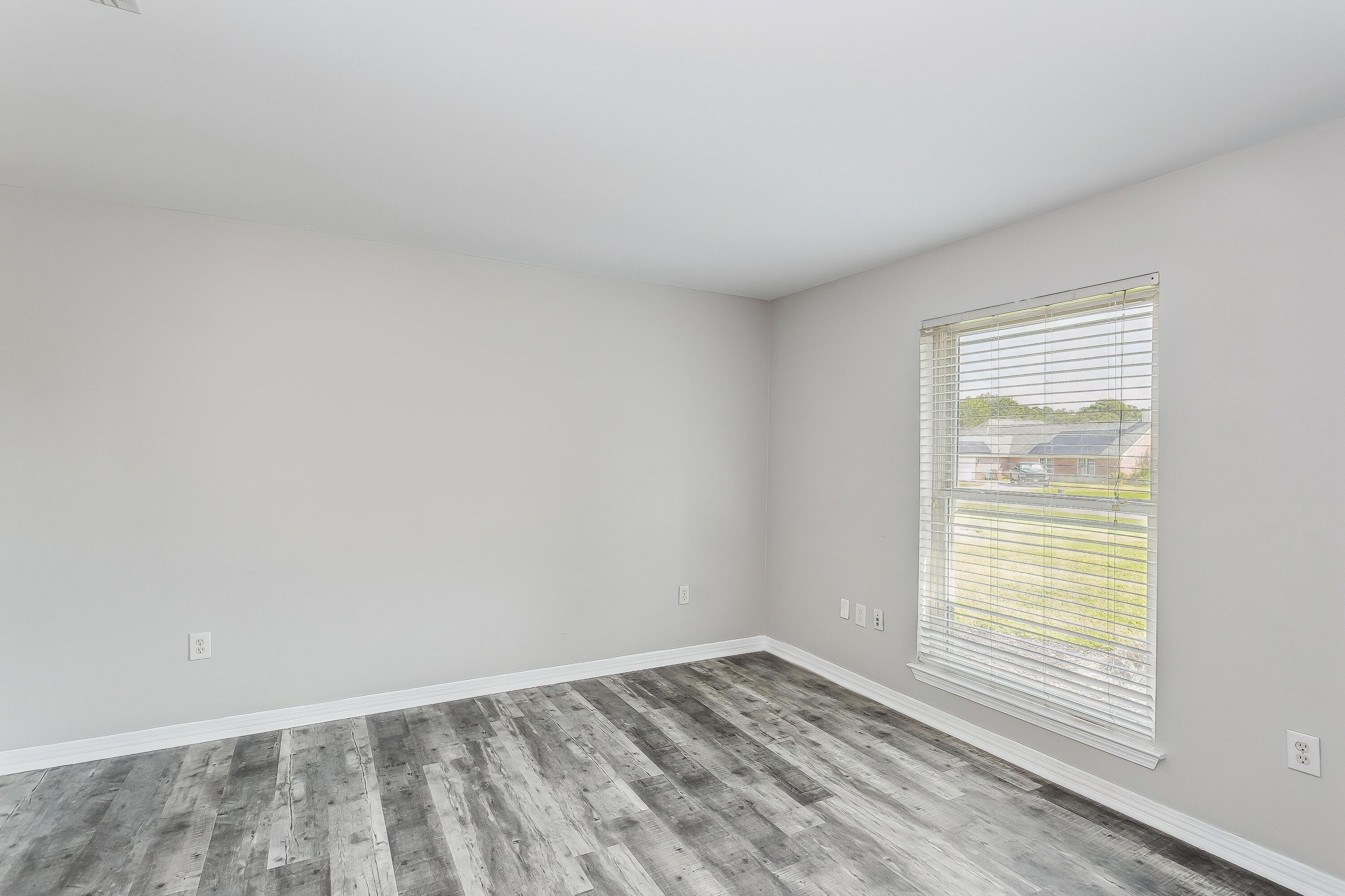 HOLLEY BY THE SEA - Residential