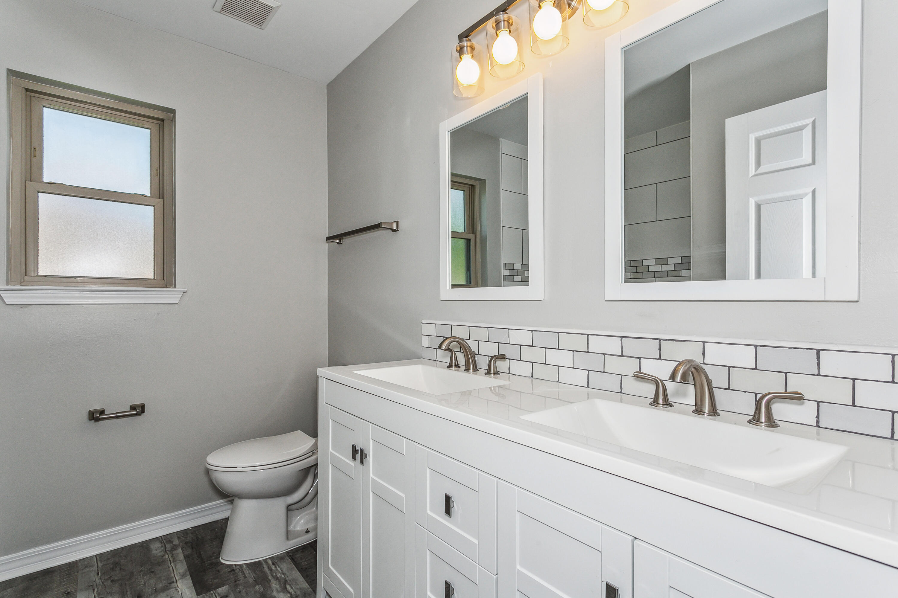 HOLLEY BY THE SEA - Residential