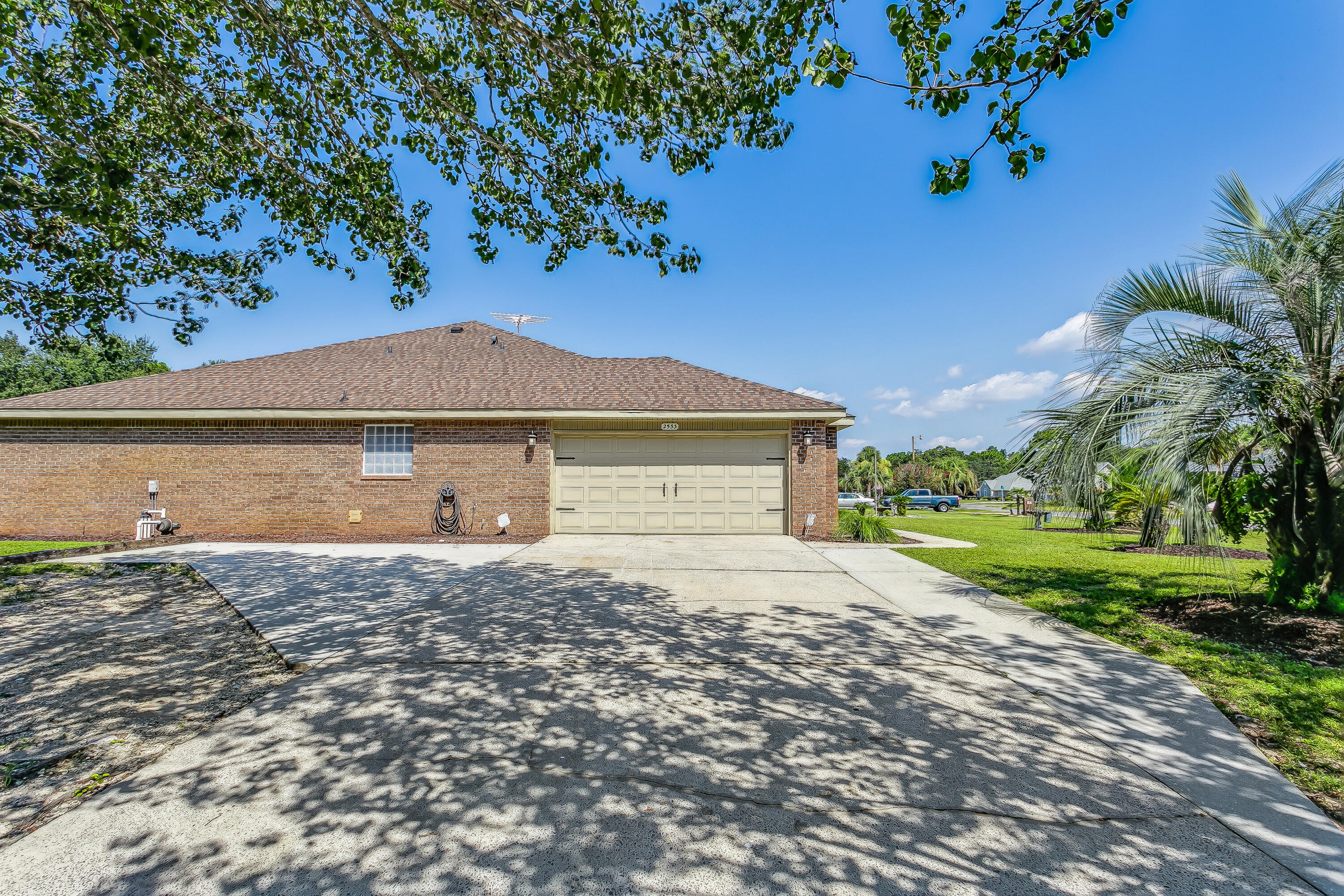 HOLLEY BY THE SEA - Residential