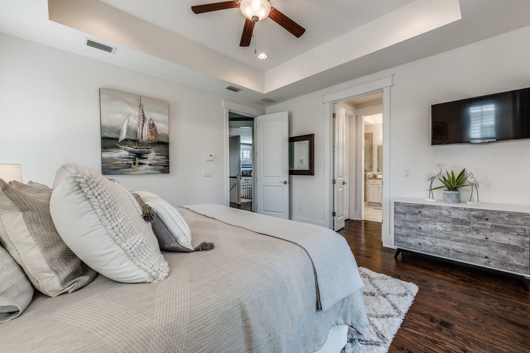 NATUREWALK AT SEAGROVE - Residential