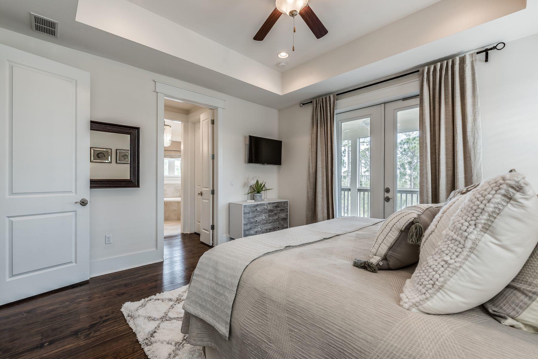 NATUREWALK AT SEAGROVE - Residential