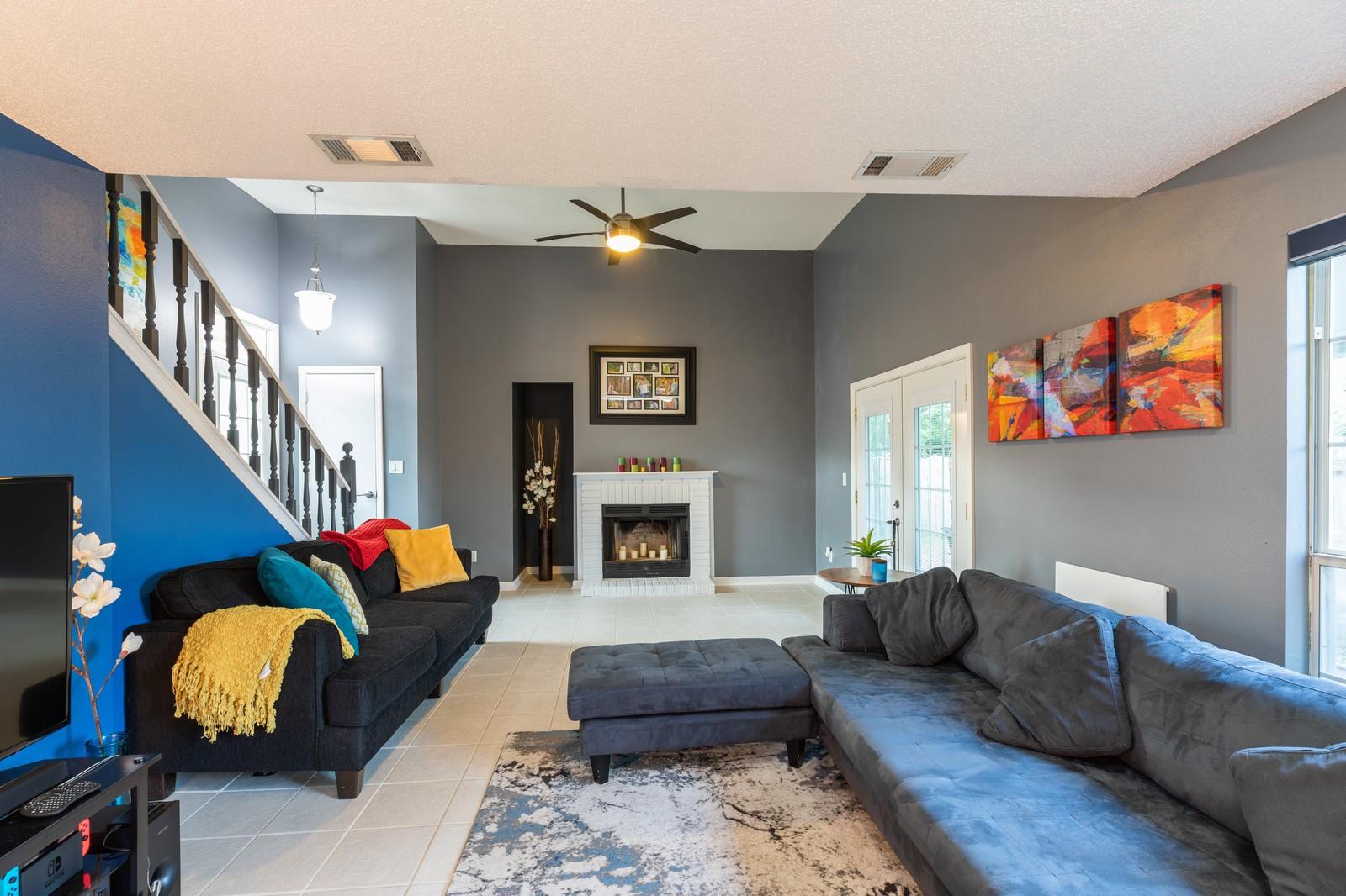 LIVE OAK MANORS - Residential