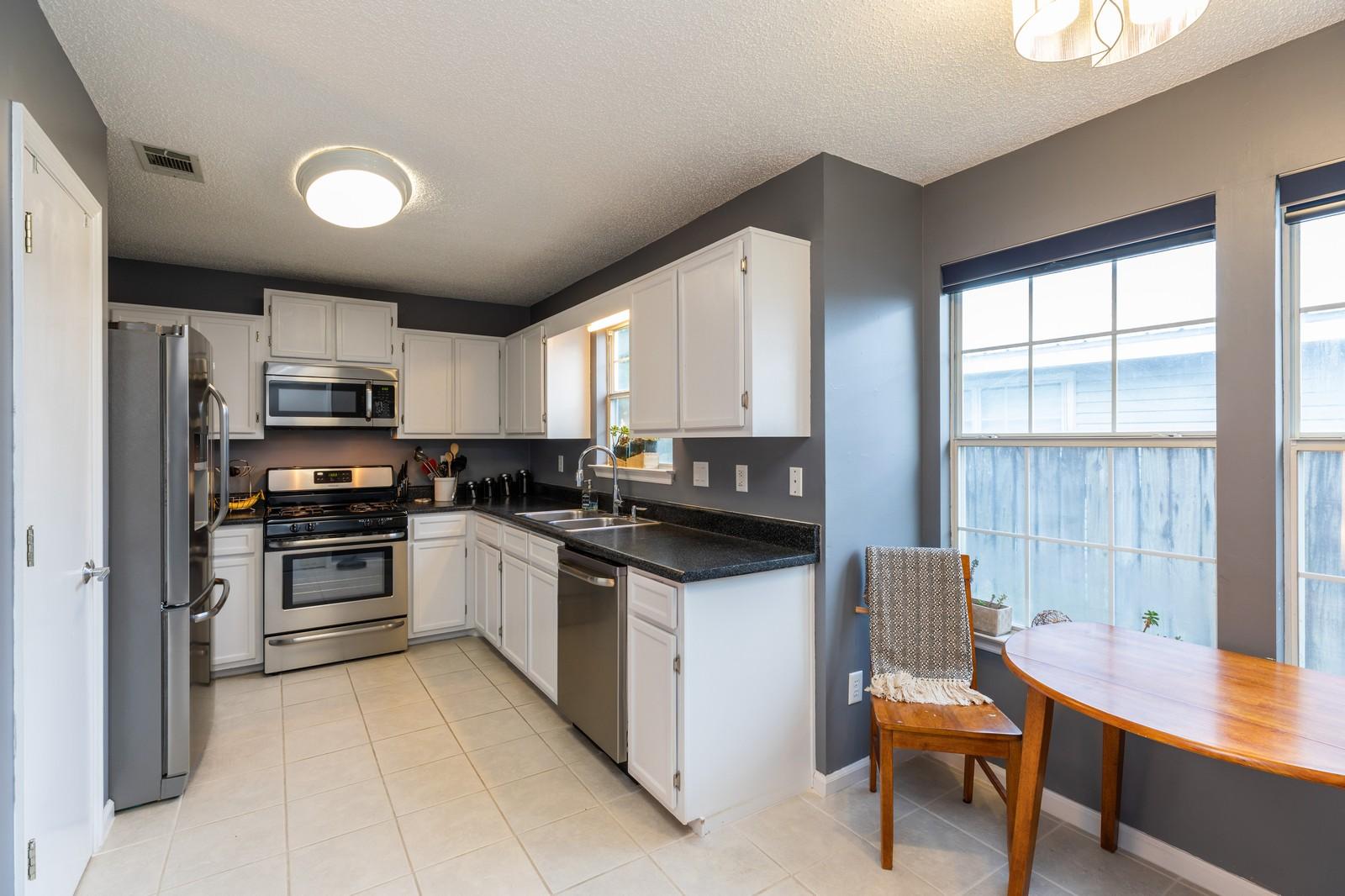 LIVE OAK MANORS - Residential