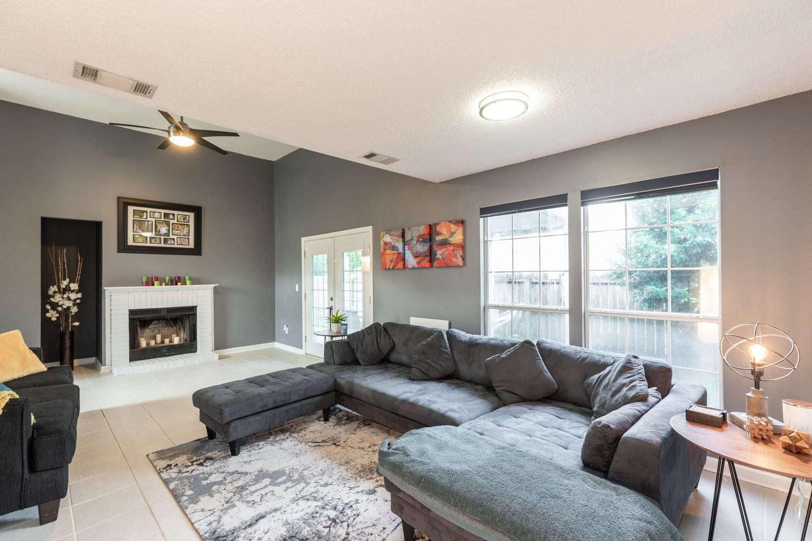 LIVE OAK MANORS - Residential