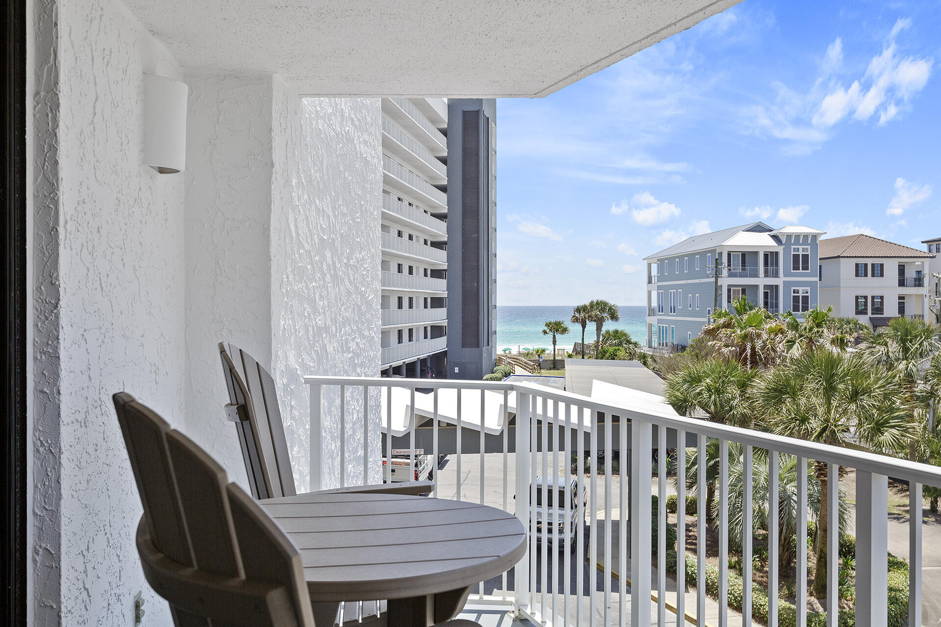 MAINSAIL CONDO PH 4 - Residential