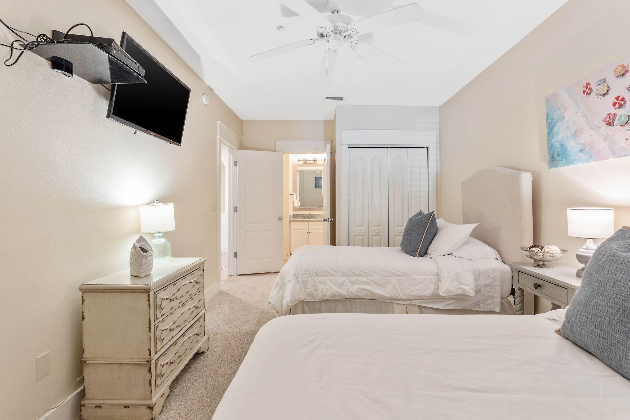 VILLAS AT SEAGROVE BEACH - Residential