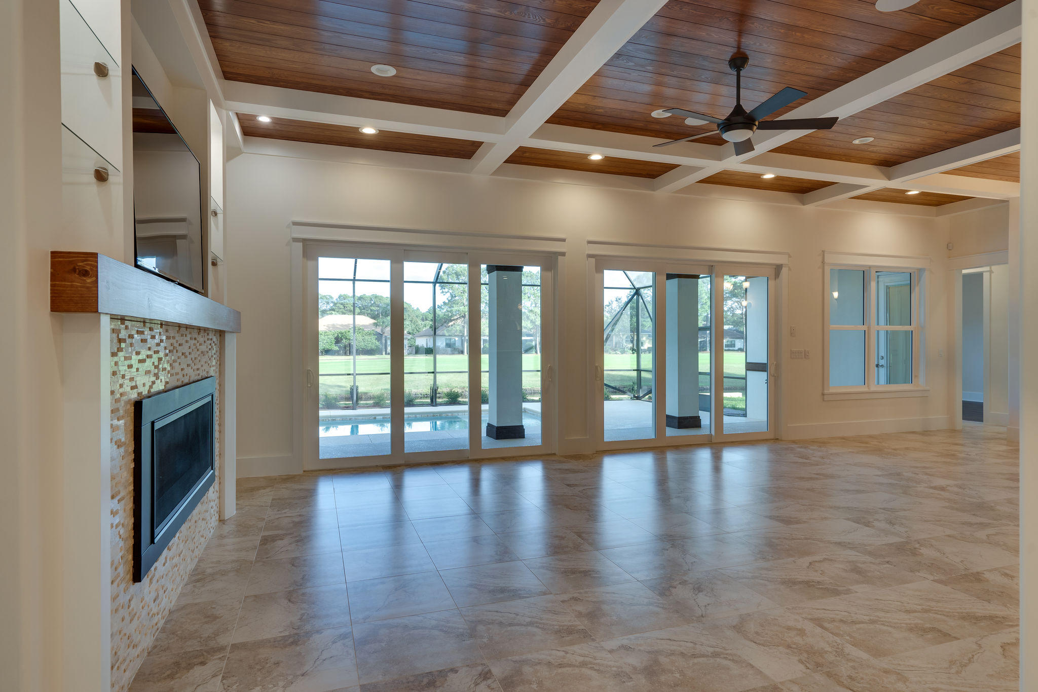 Emerald Bay PH-1 - Residential