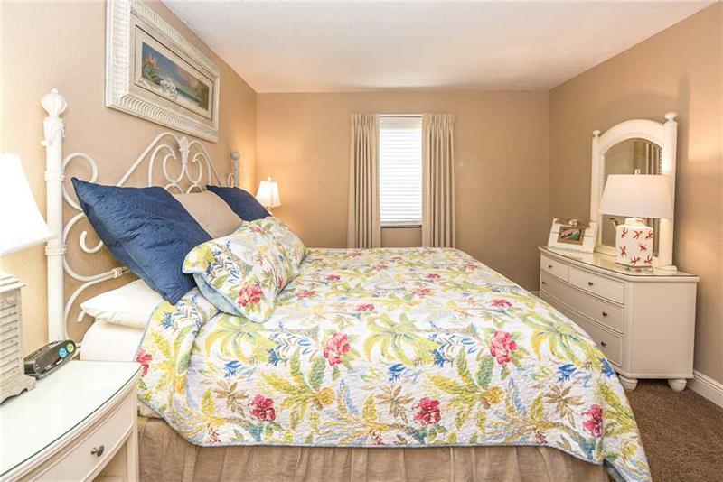 DESTIN BEACH CLUB - Residential