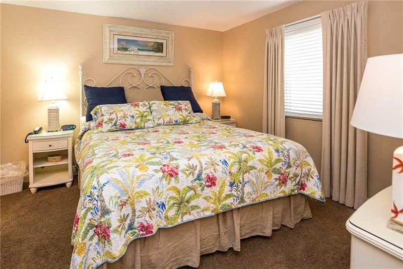 DESTIN BEACH CLUB - Residential